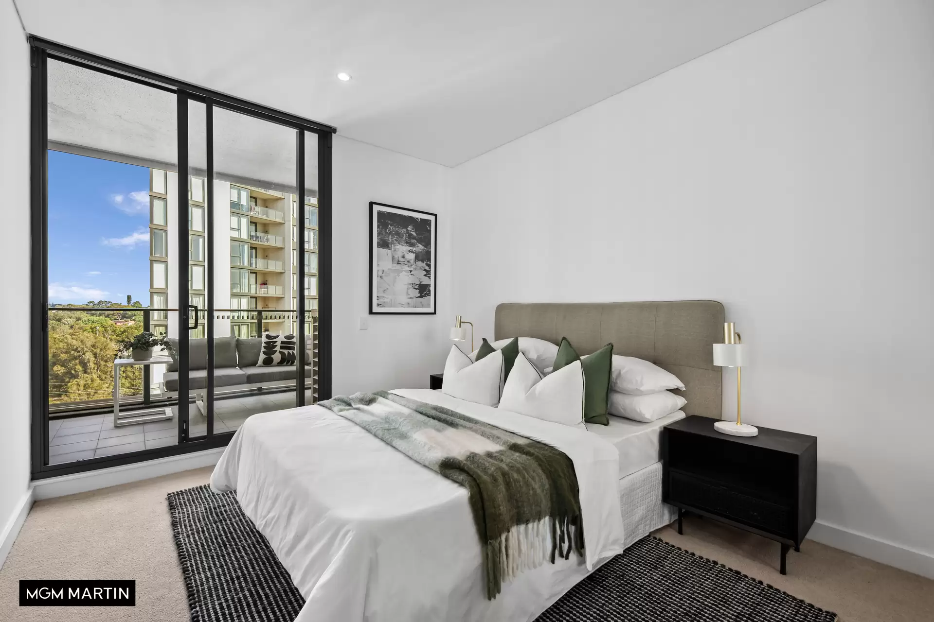 909/2 Chisholm Street, Wolli Creek Sold by MGM Martin - image 1