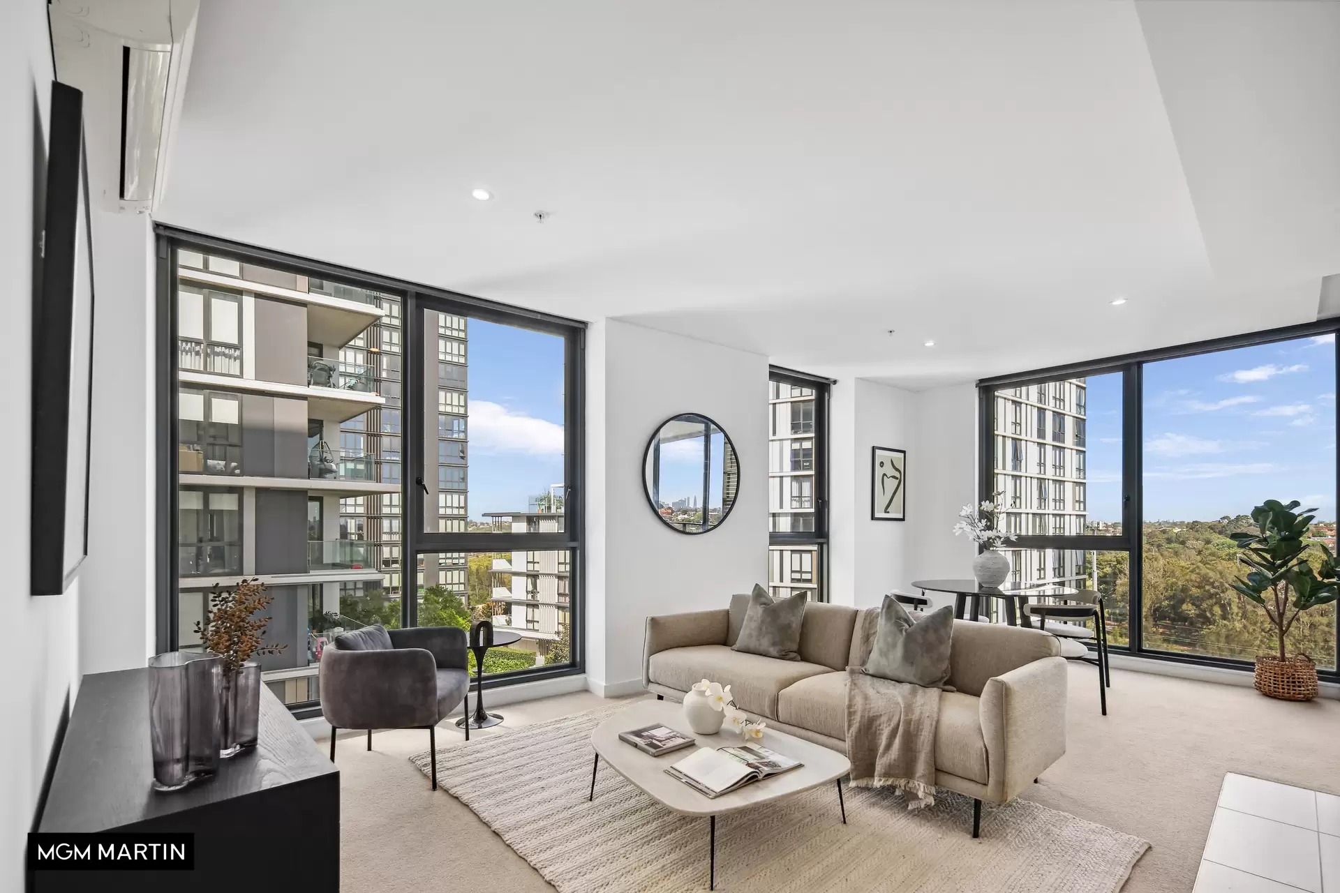 909/2 Chisholm Street, Wolli Creek Sold by MGM Martin - image 1