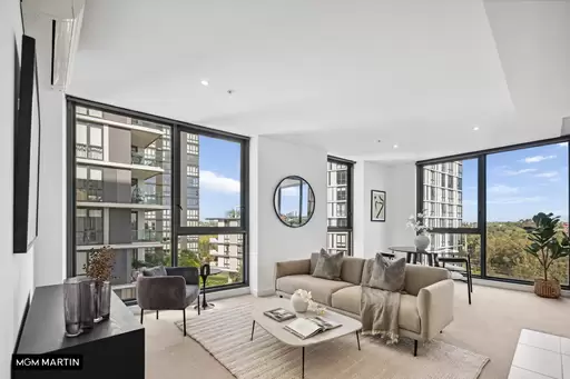 909/2 Chisholm Street, Wolli Creek Sold by MGM Martin