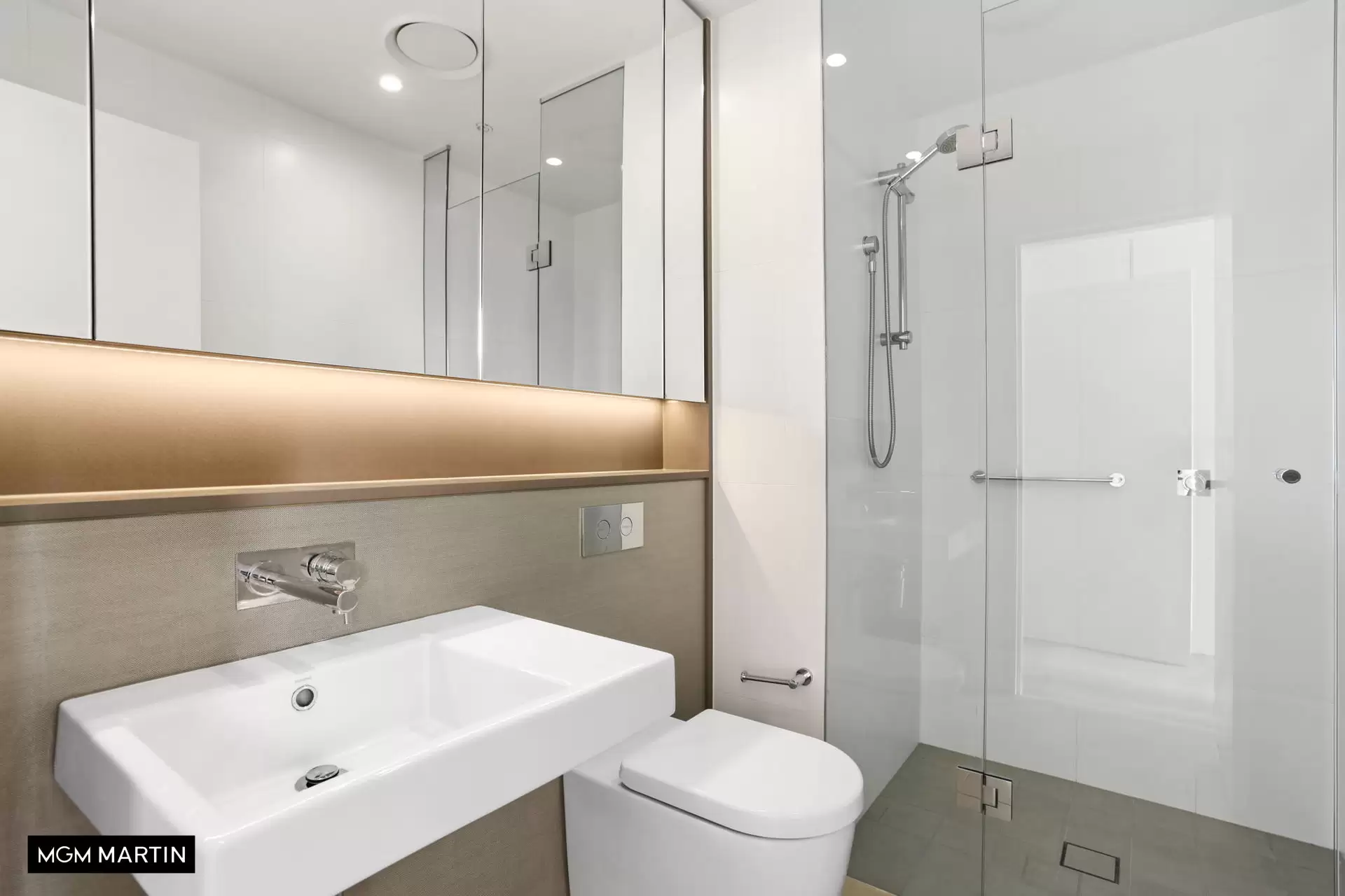 509/6 Ebsworth Street, Zetland Leased by MGM Martin - image 1