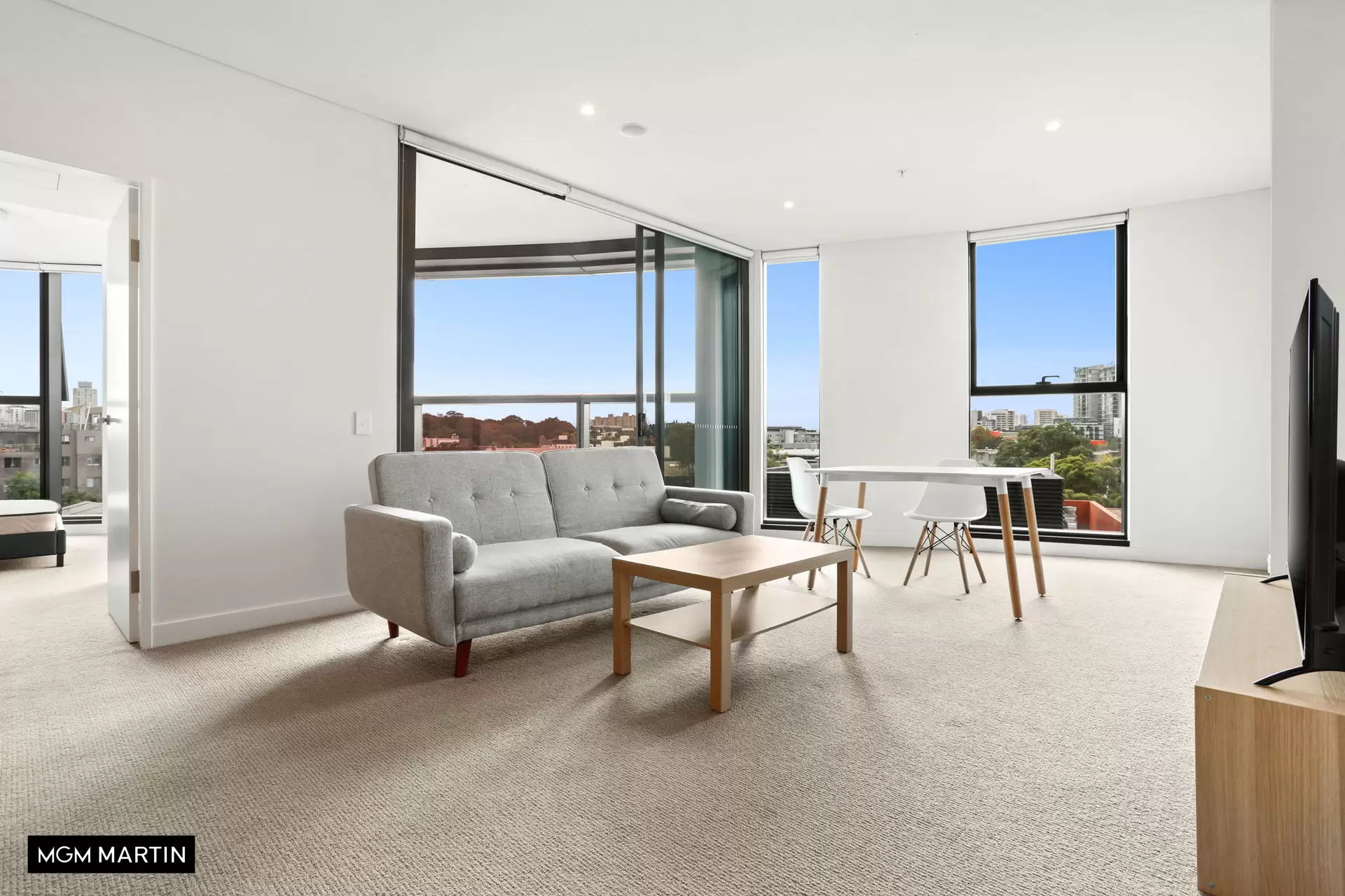 509/6 Ebsworth Street, Zetland Leased by MGM Martin - image 1