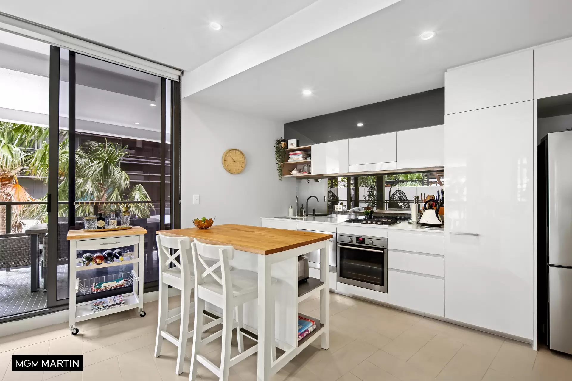 111/23 Archibald Avenue, Waterloo Sold by MGM Martin - image 1