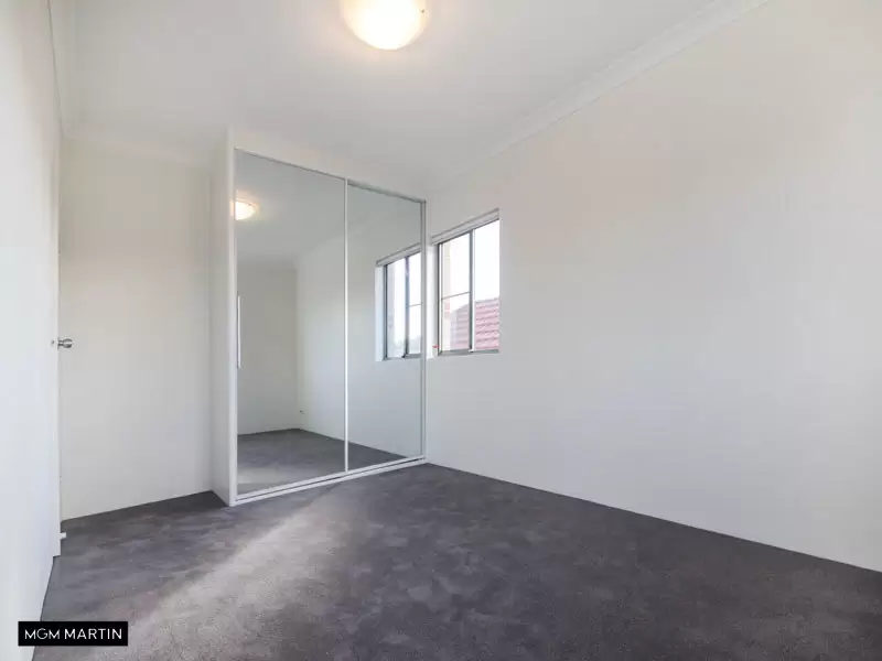 1/27 Garden Street, Eastlakes Leased by MGM Martin - image 1