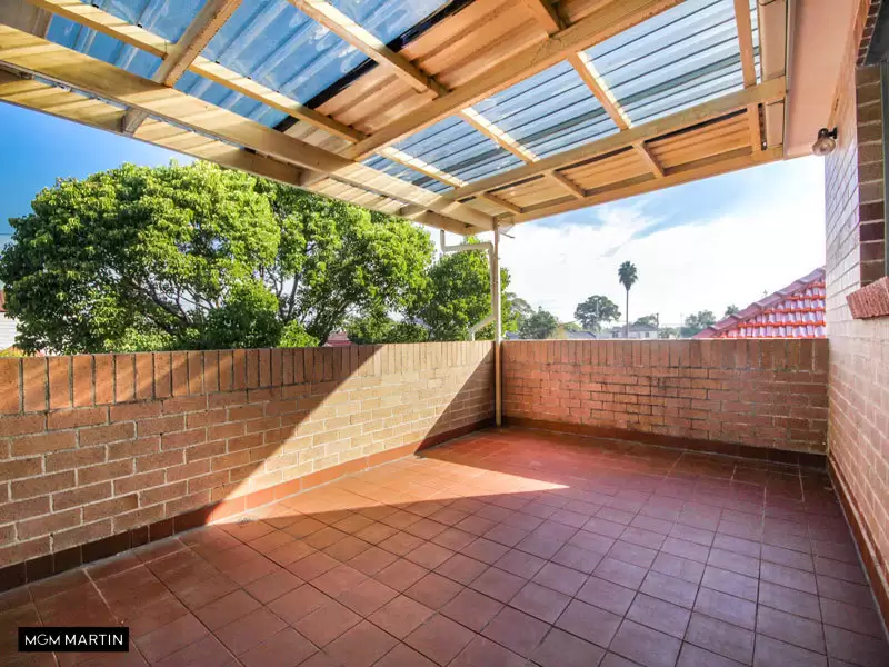 1/27 Garden Street, Eastlakes Leased by MGM Martin - image 1