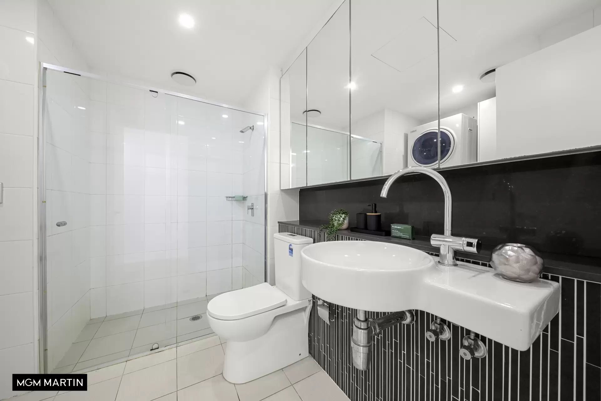 911/4-6 Ascot Avenue, Zetland Sold by MGM Martin - image 1