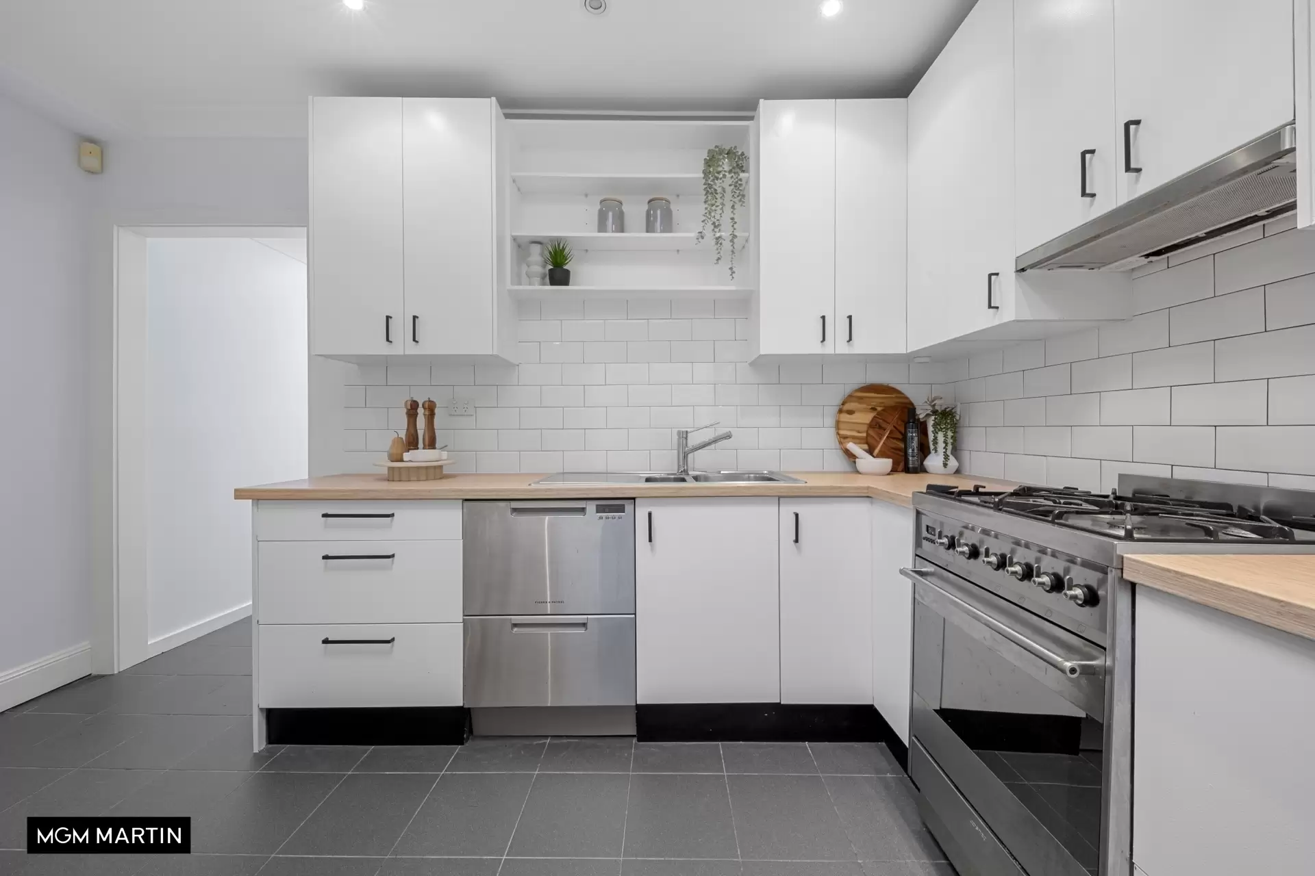 7 Marmion Street, Camperdown Sold by MGM Martin - image 1