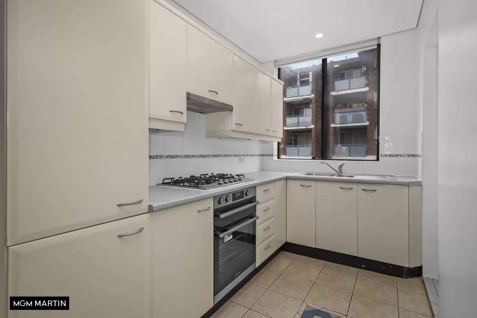 7/9 Grace Campbell Crescent, Hillsdale Leased by MGM Martin - image 1