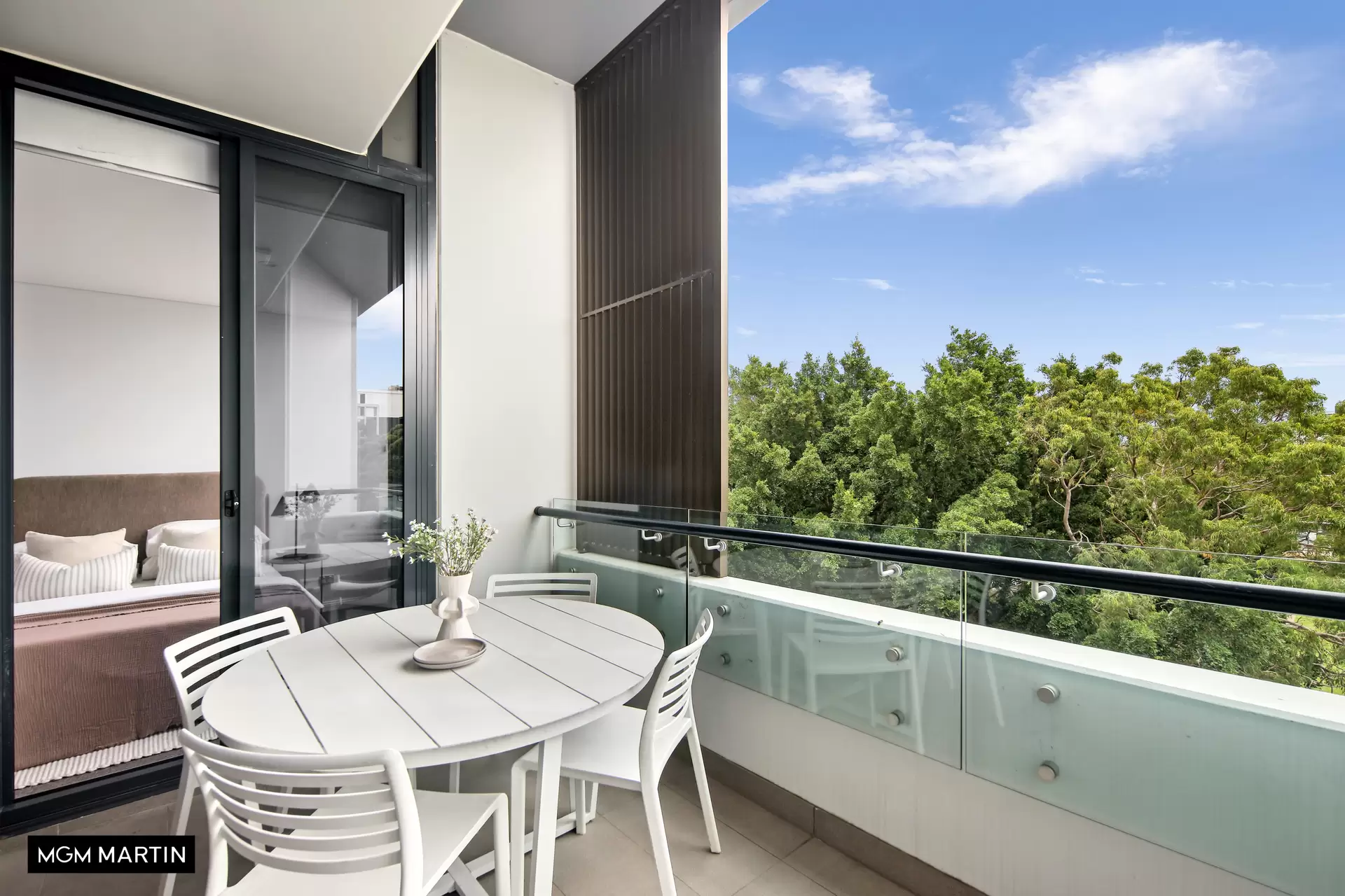 413/54 Rosebery Avenue, Rosebery Sold by MGM Martin - image 1