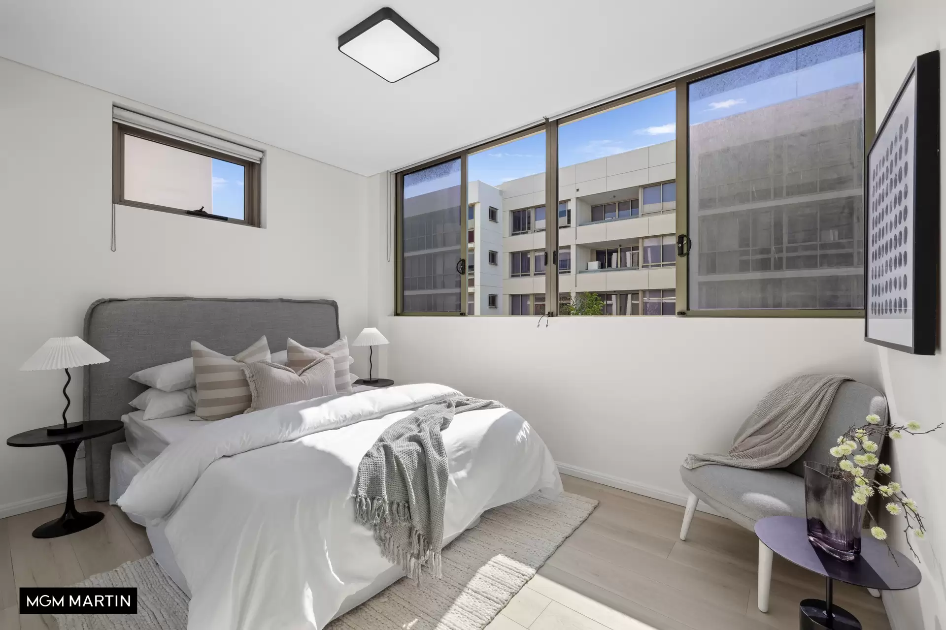317/17 Grandstand Parade, Zetland Sold by MGM Martin - image 1