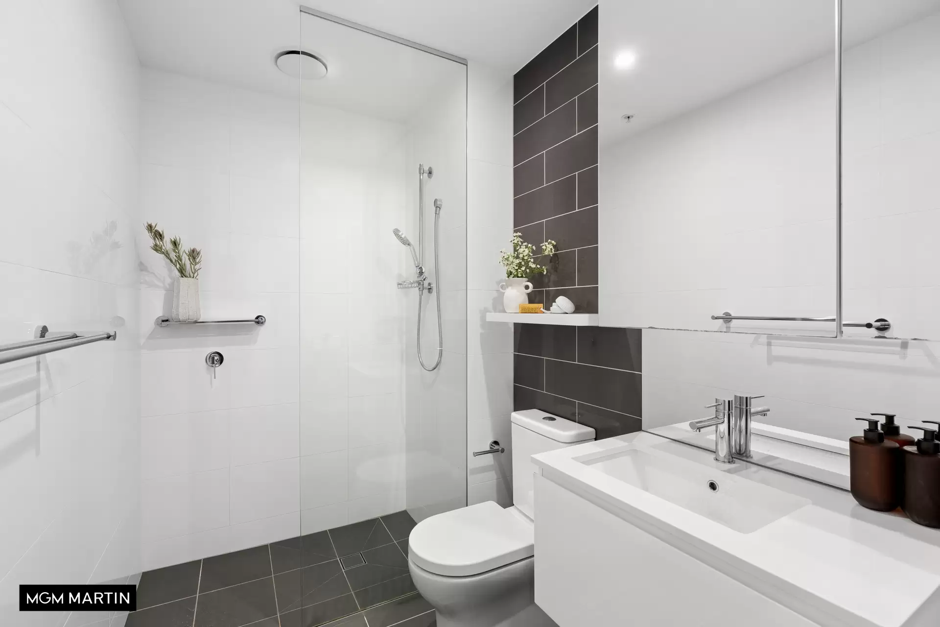 213/20 Chisholm Street, Wolli Creek Sold by MGM Martin - image 1