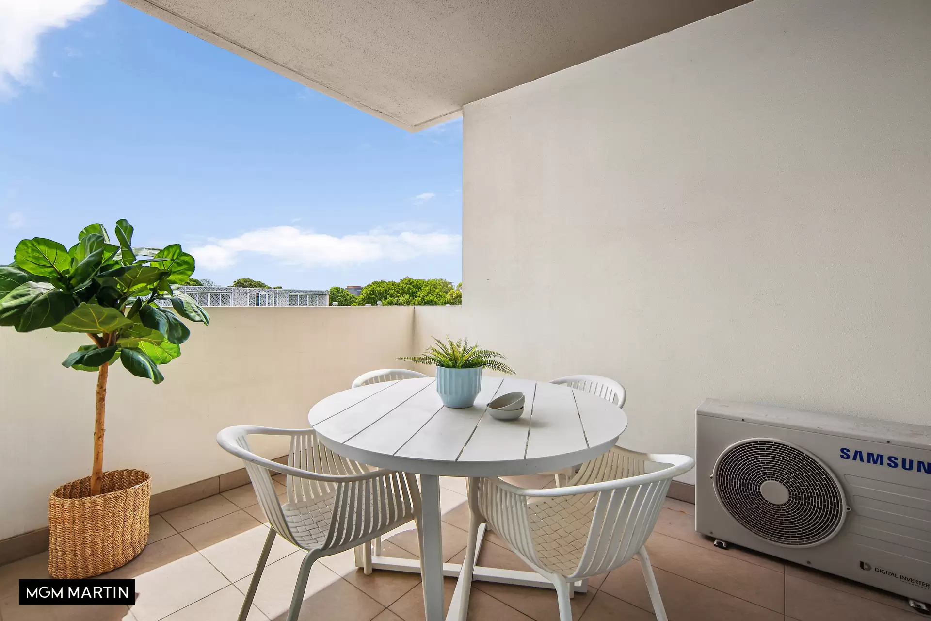 415/133 Botany Road, Waterloo Leased by MGM Martin - image 1