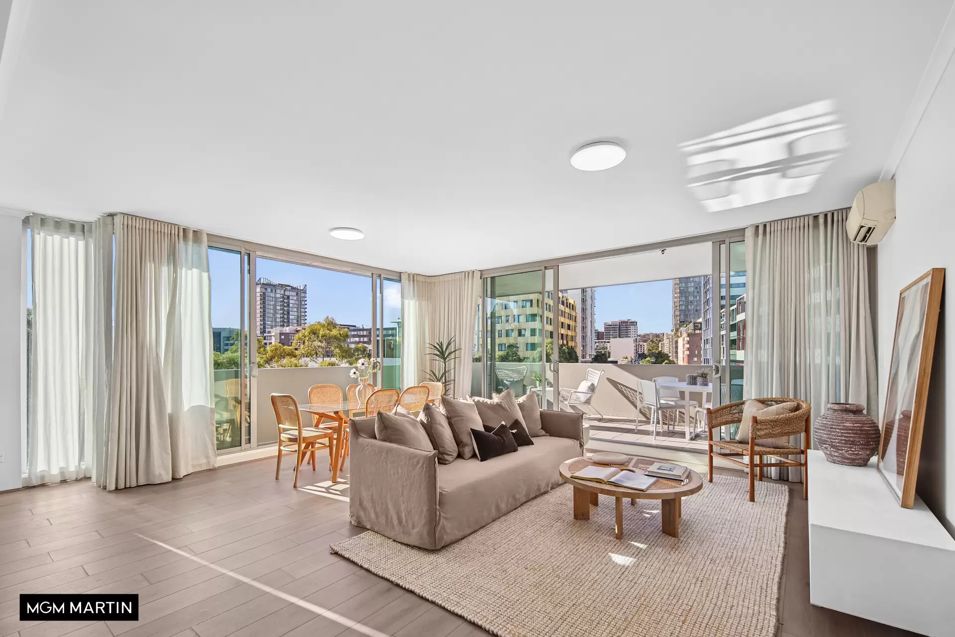 20/22 Gadigal Avenue, Zetland Sold by MGM Martin - image 1