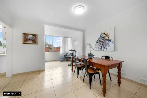 30/66 Mascot Drive, Eastlakes Sold by MGM Martin
