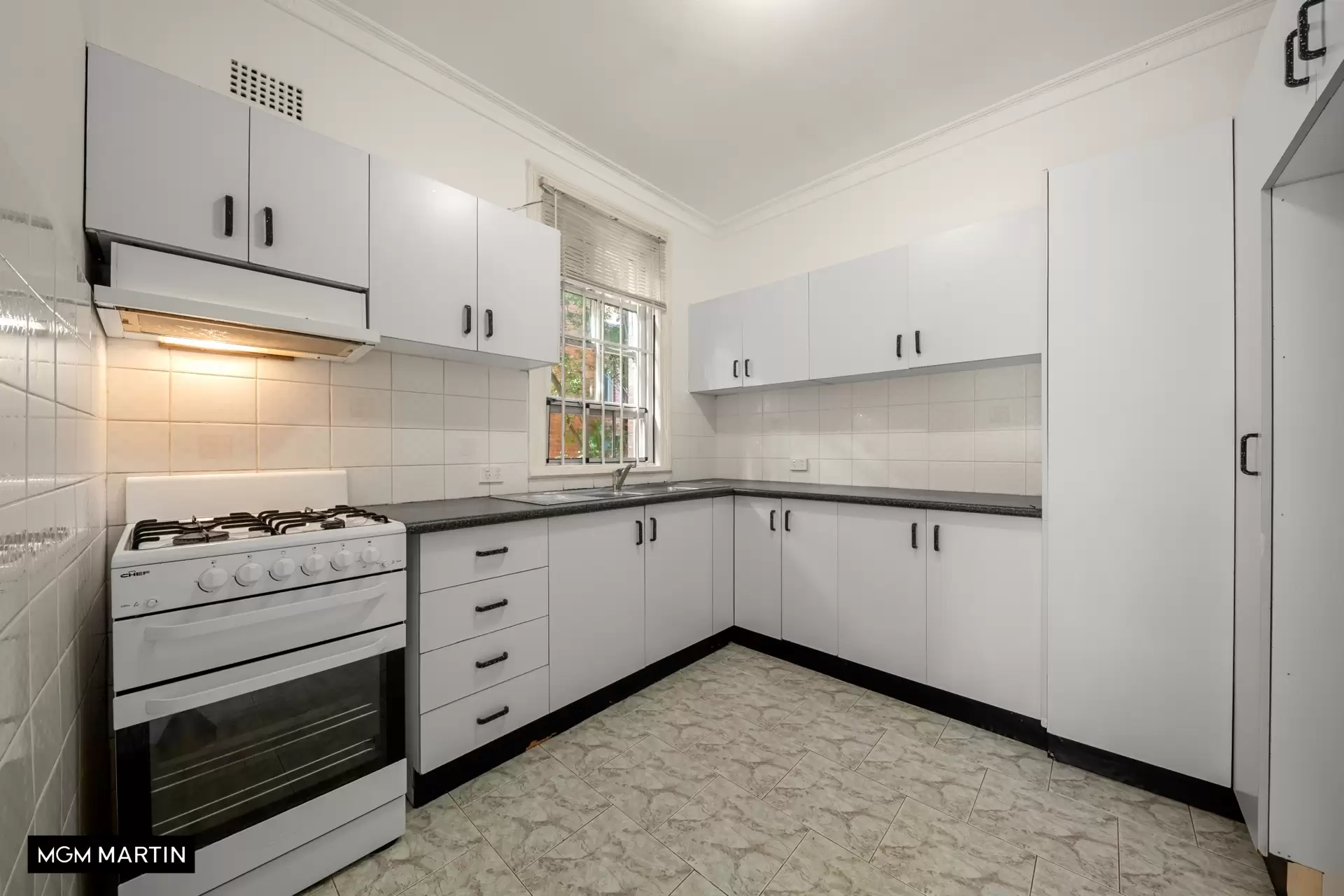 4/42  Boronia Street, Kensington Sold by MGM Martin - image 1
