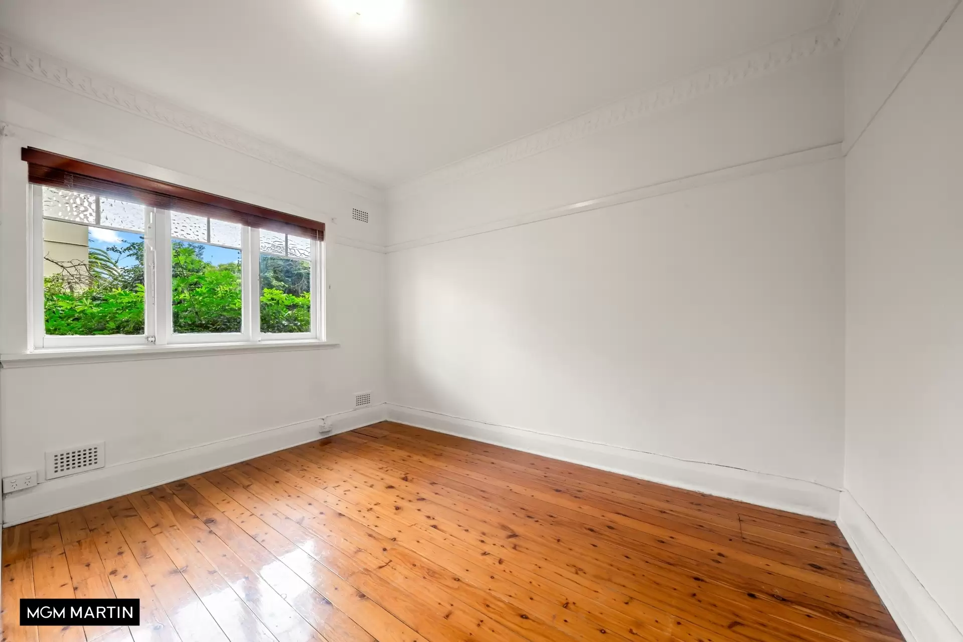 4/42  Boronia Street, Kensington Sold by MGM Martin - image 1