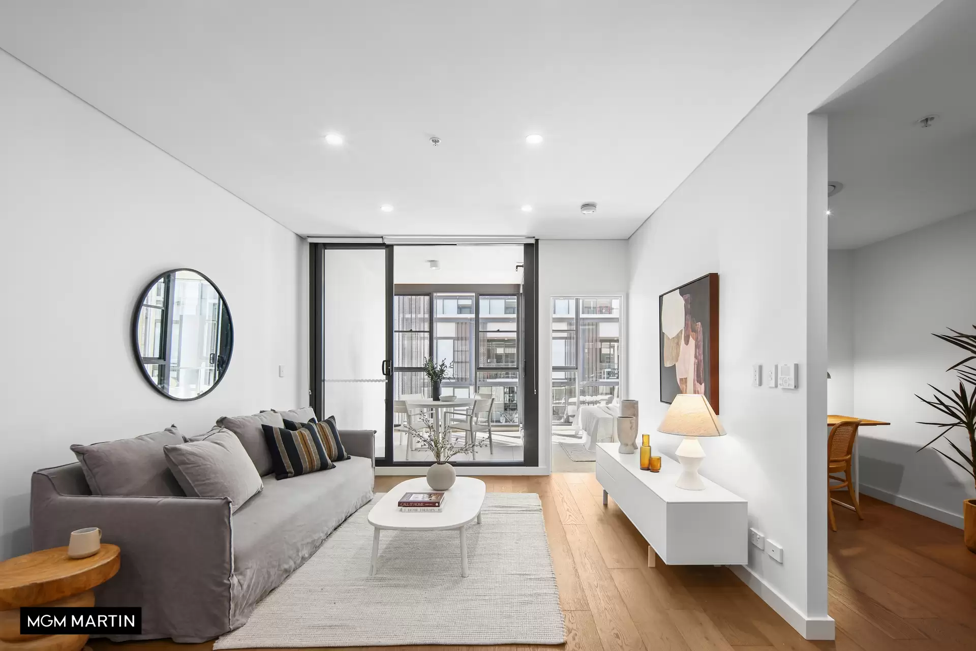 2518/6 Kingsborough Way, Zetland Sold by MGM Martin - image 1
