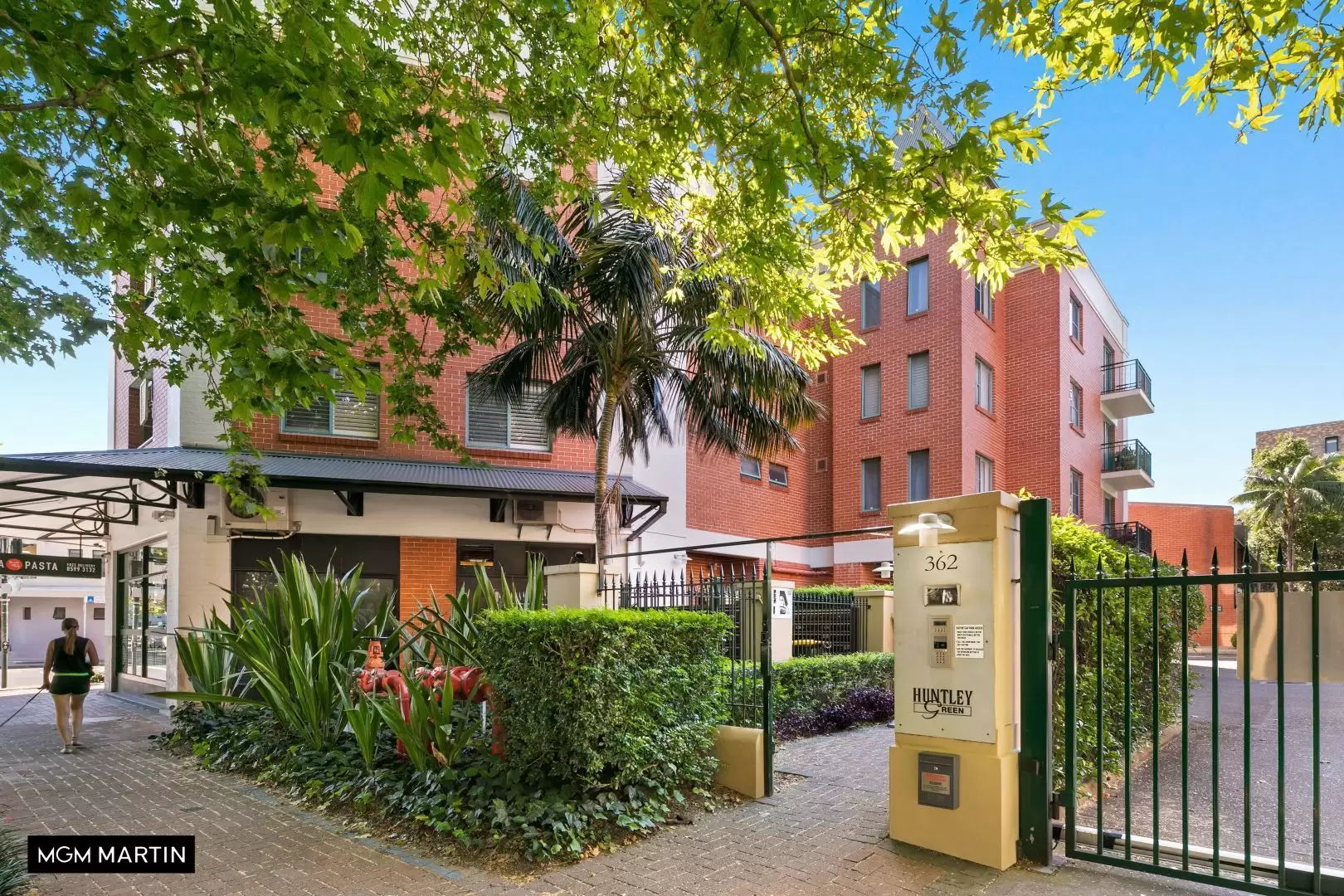 91/362 Mitchell Road, Alexandria Leased by MGM Martin - image 1