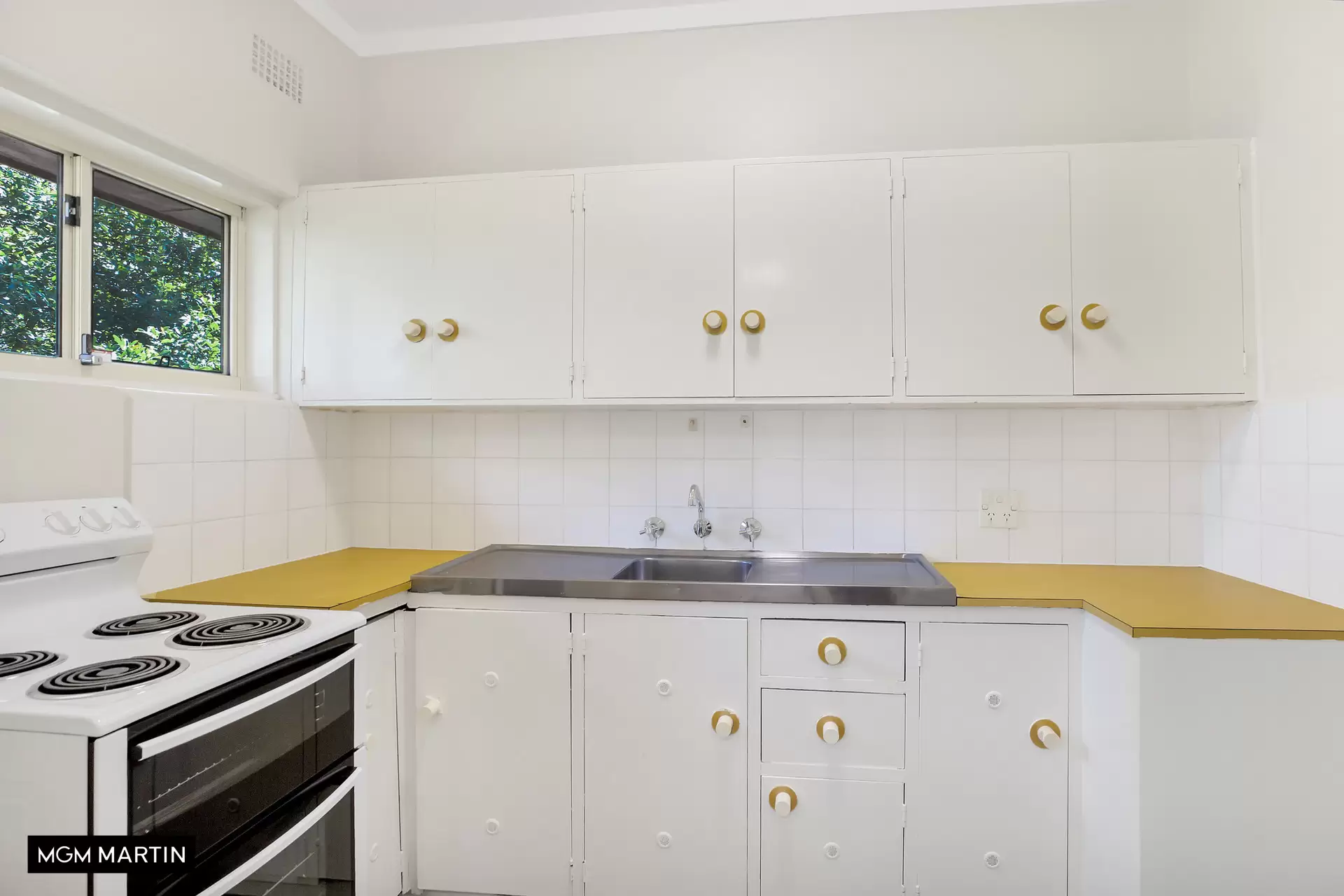 18/5A Frances Street, Randwick Sold by MGM Martin - image 1