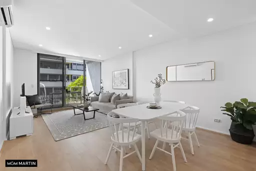 416/2 Spring Street, Rosebery Sold by MGM Martin
