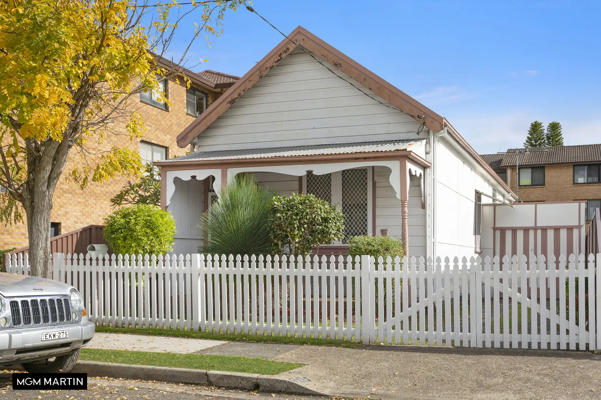 56 Middlemiss Street, Mascot Sold by MGM Martin - image 1