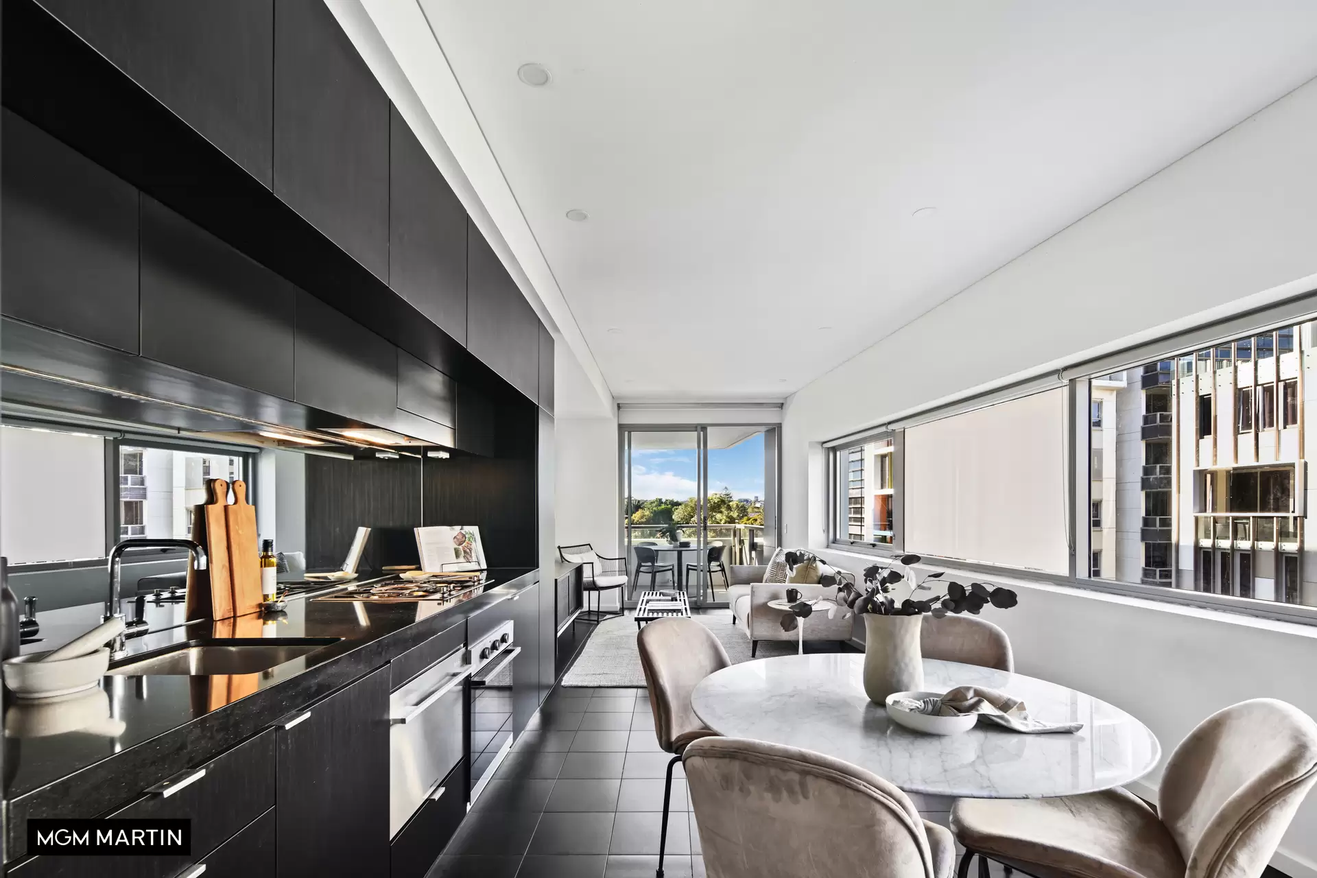 141/6C Defries Avenue, Zetland Sold by MGM Martin - image 1