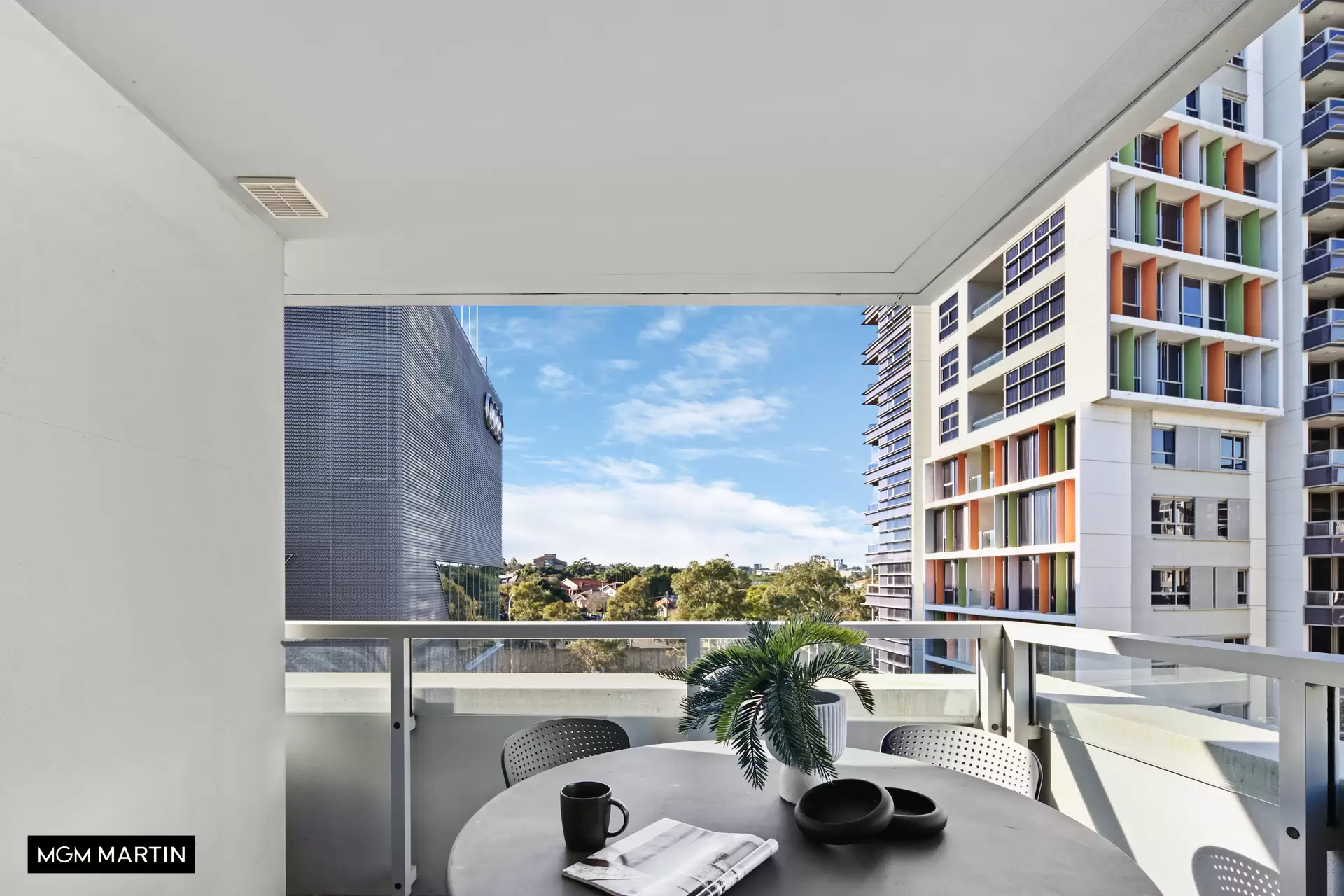 141/6C Defries Avenue, Zetland Sold by MGM Martin - image 1