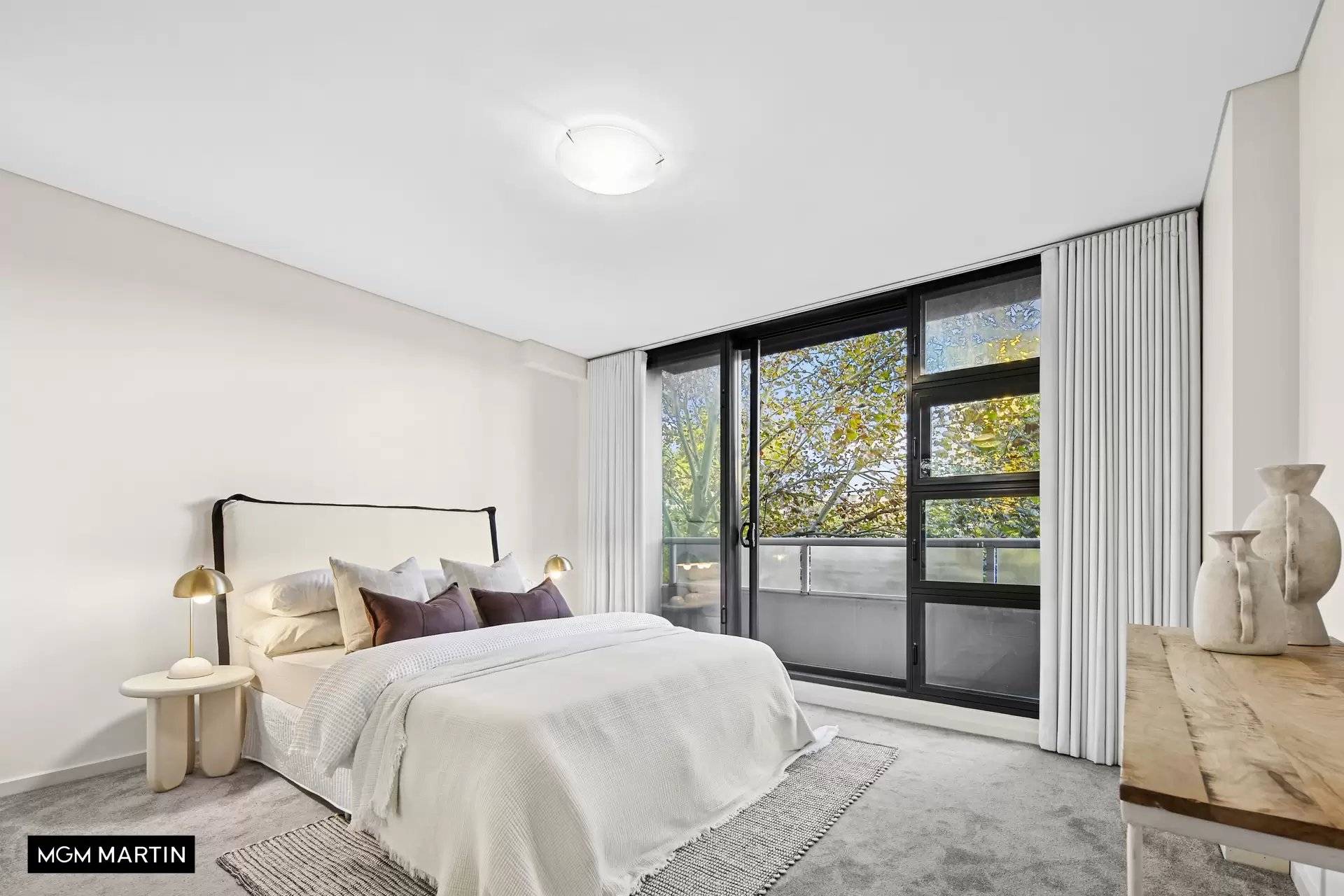 A18/252 Botany Road, Alexandria Sold by MGM Martin - image 1