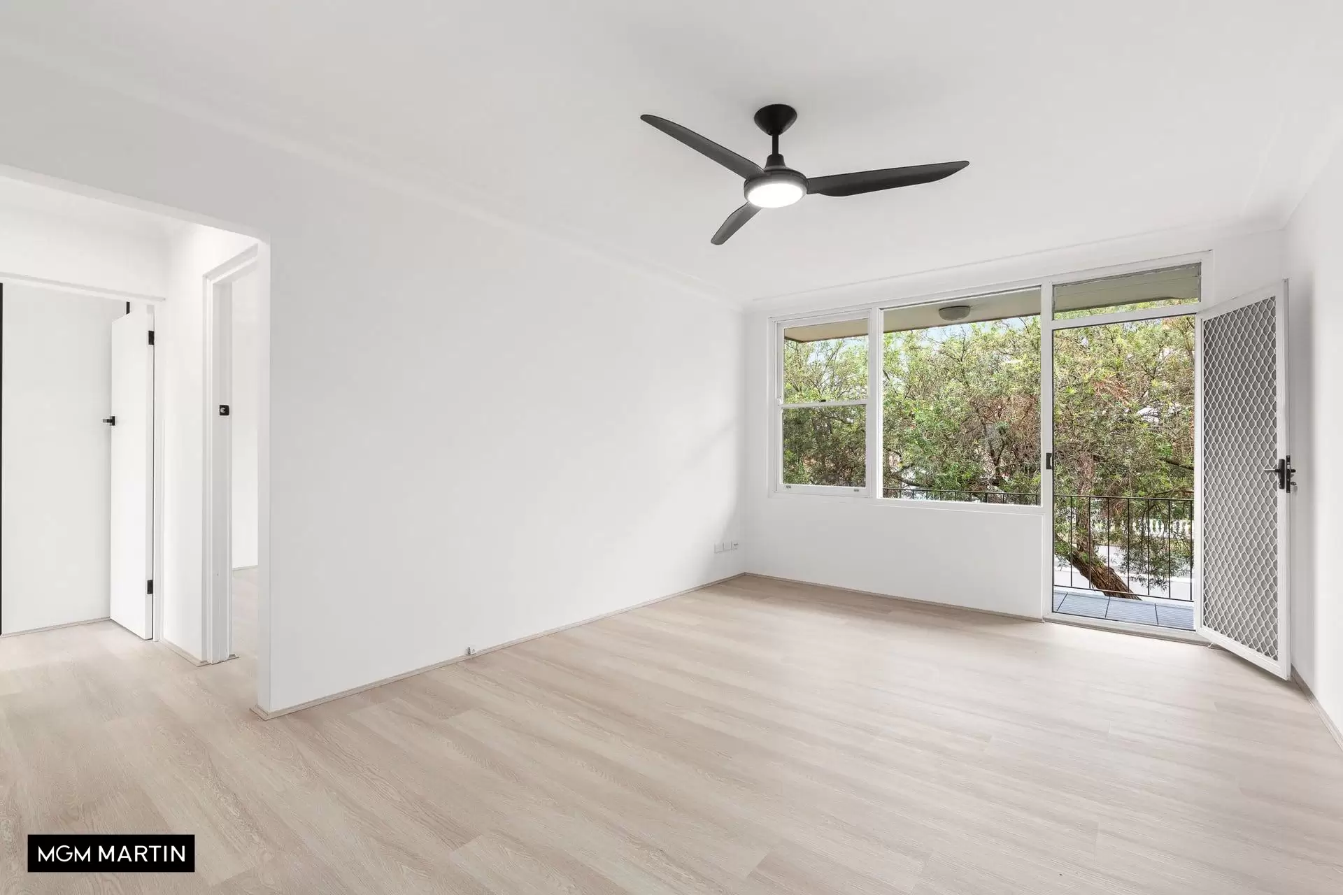 4/289 Gardeners Road, Eastlakes Sold by MGM Martin - image 1