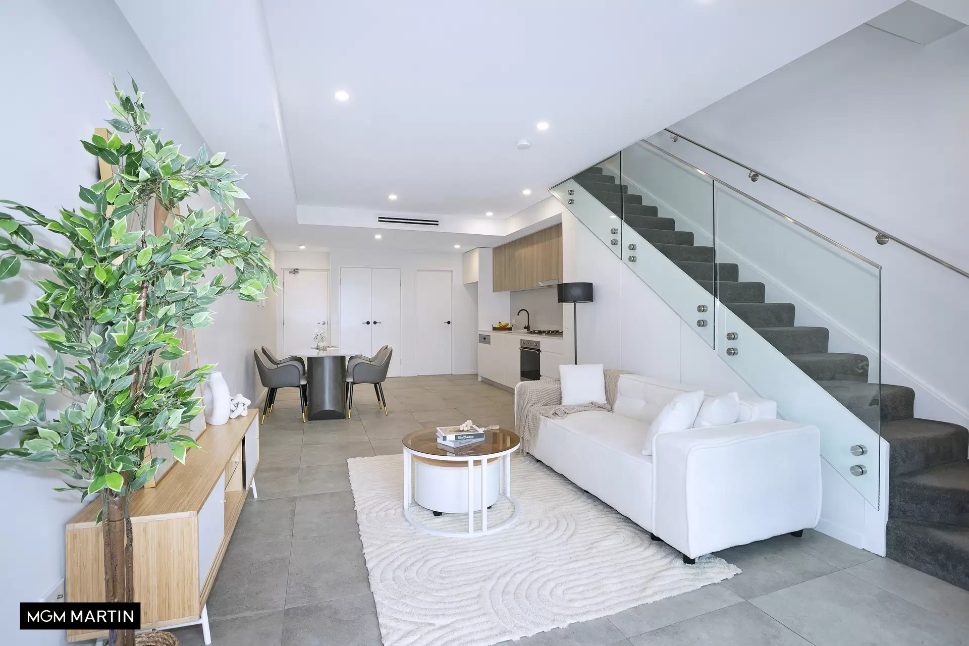 27/904 Botany Road, Mascot Leased by MGM Martin - image 1