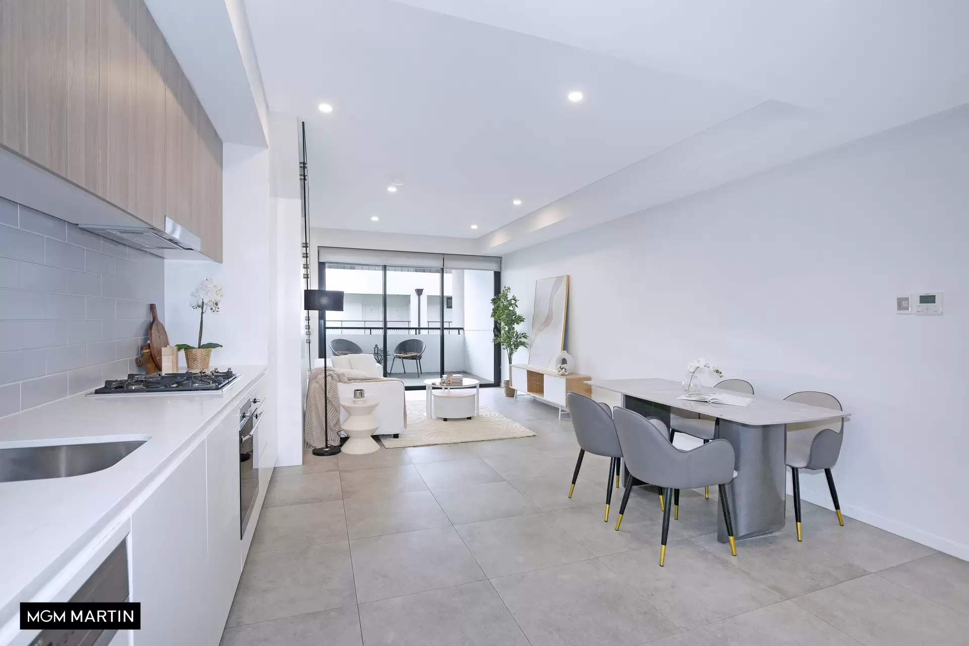 27/904 Botany Road, Mascot Leased by MGM Martin - image 1