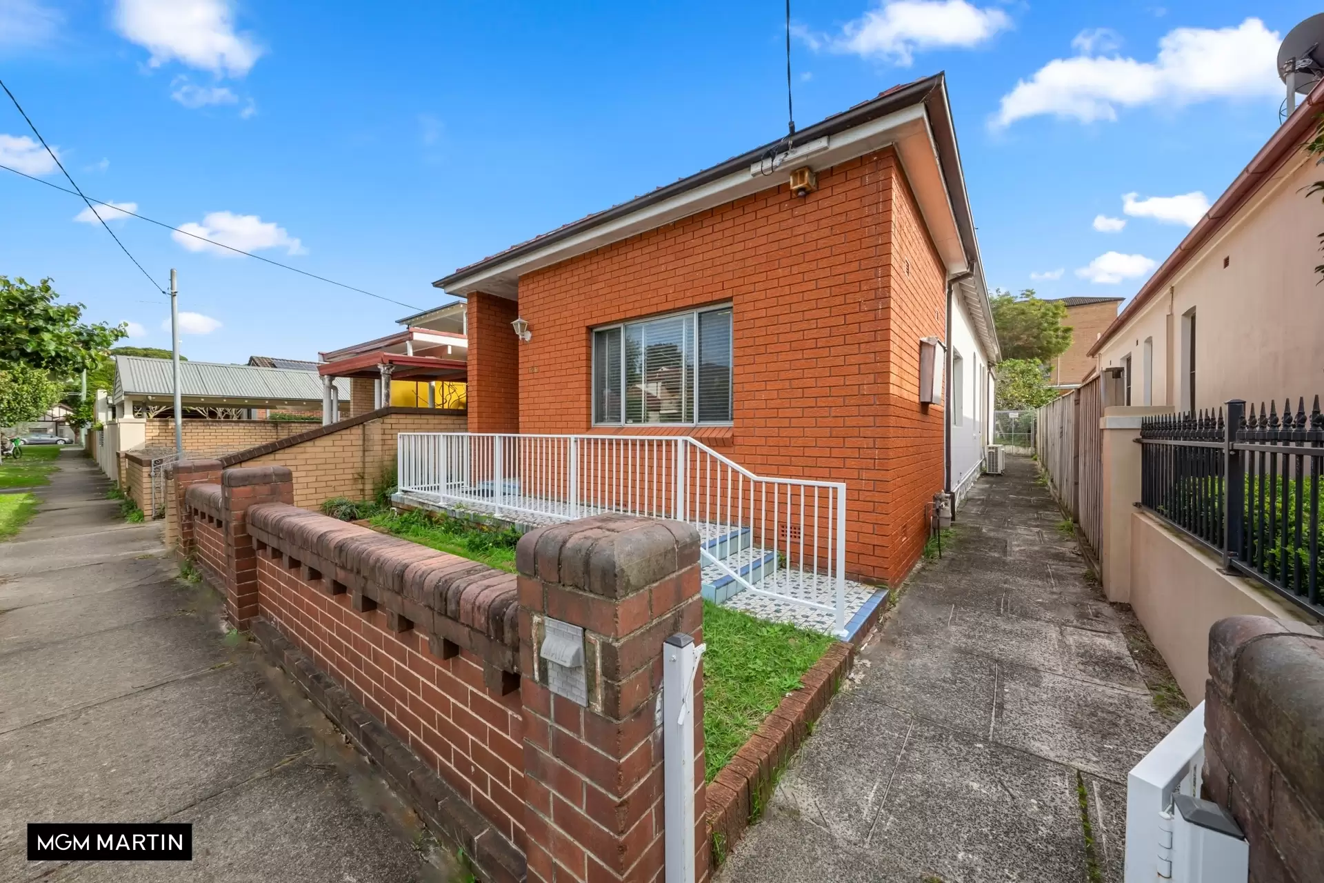 26 Hayward Street, Kingsford Sold by MGM Martin - image 1