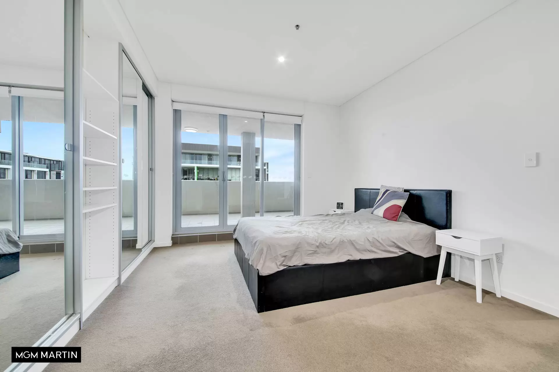 1103C/8 Bourke Street, Mascot Leased by MGM Martin - image 1