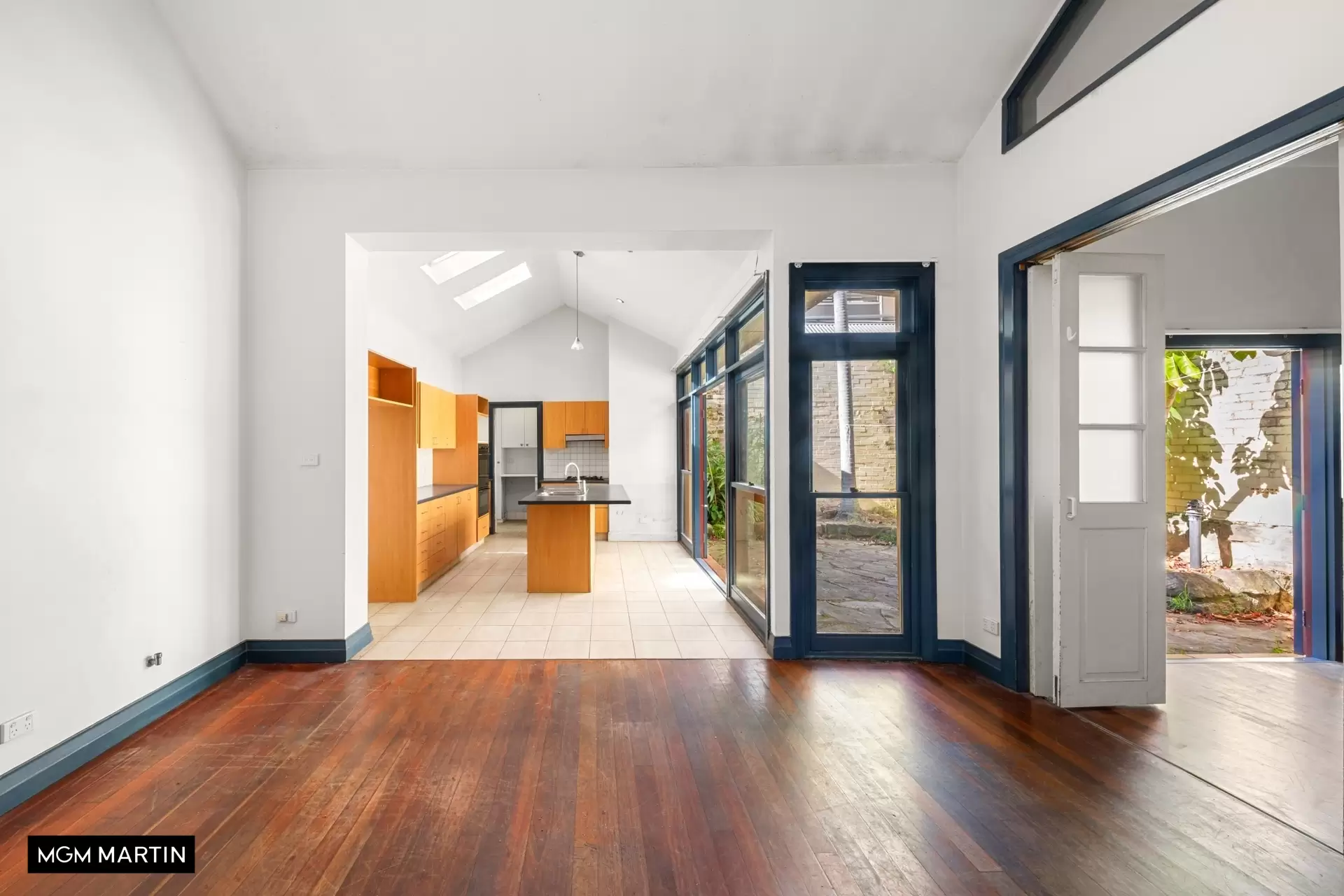 5 Bathurst Street, Woollahra For Sale by MGM Martin - image 1