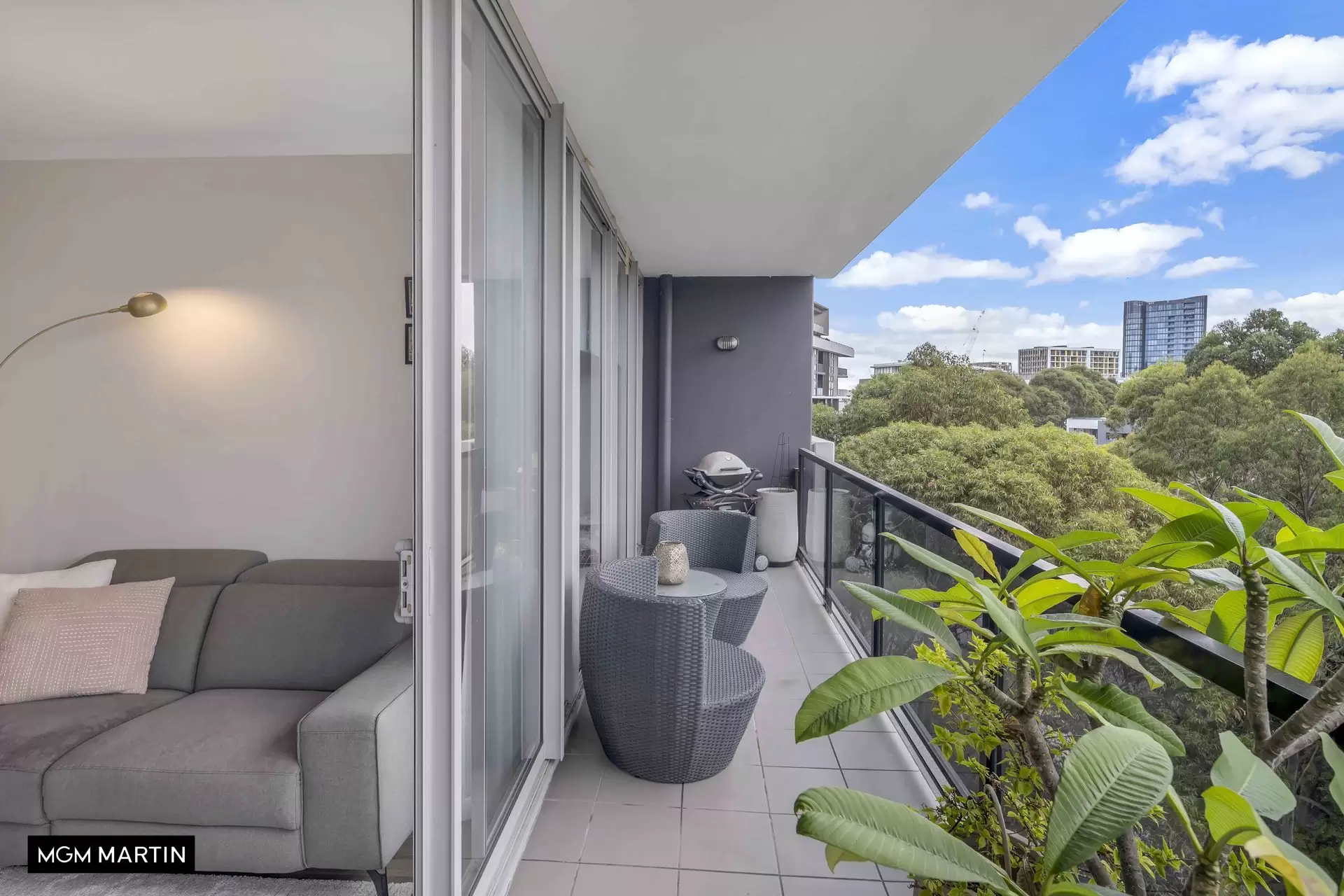 55/2 Hutchinson Walk, Zetland Leased by MGM Martin - image 1