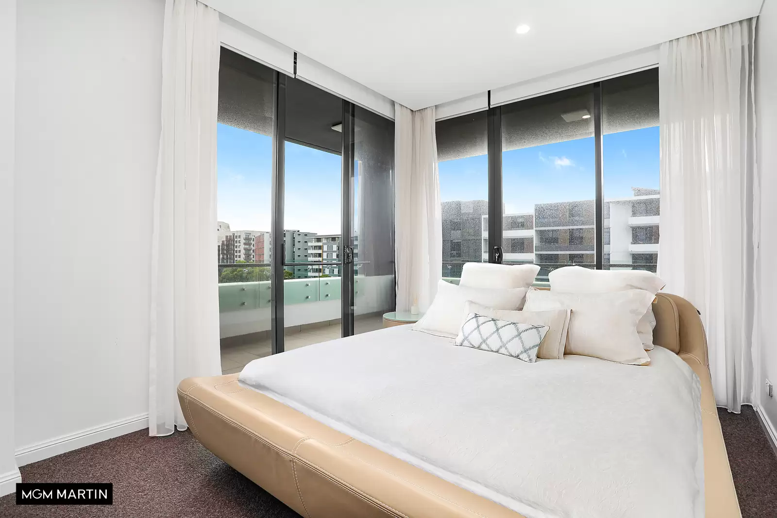 525/54 Rosebery Avenue, Rosebery Leased by MGM Martin - image 1