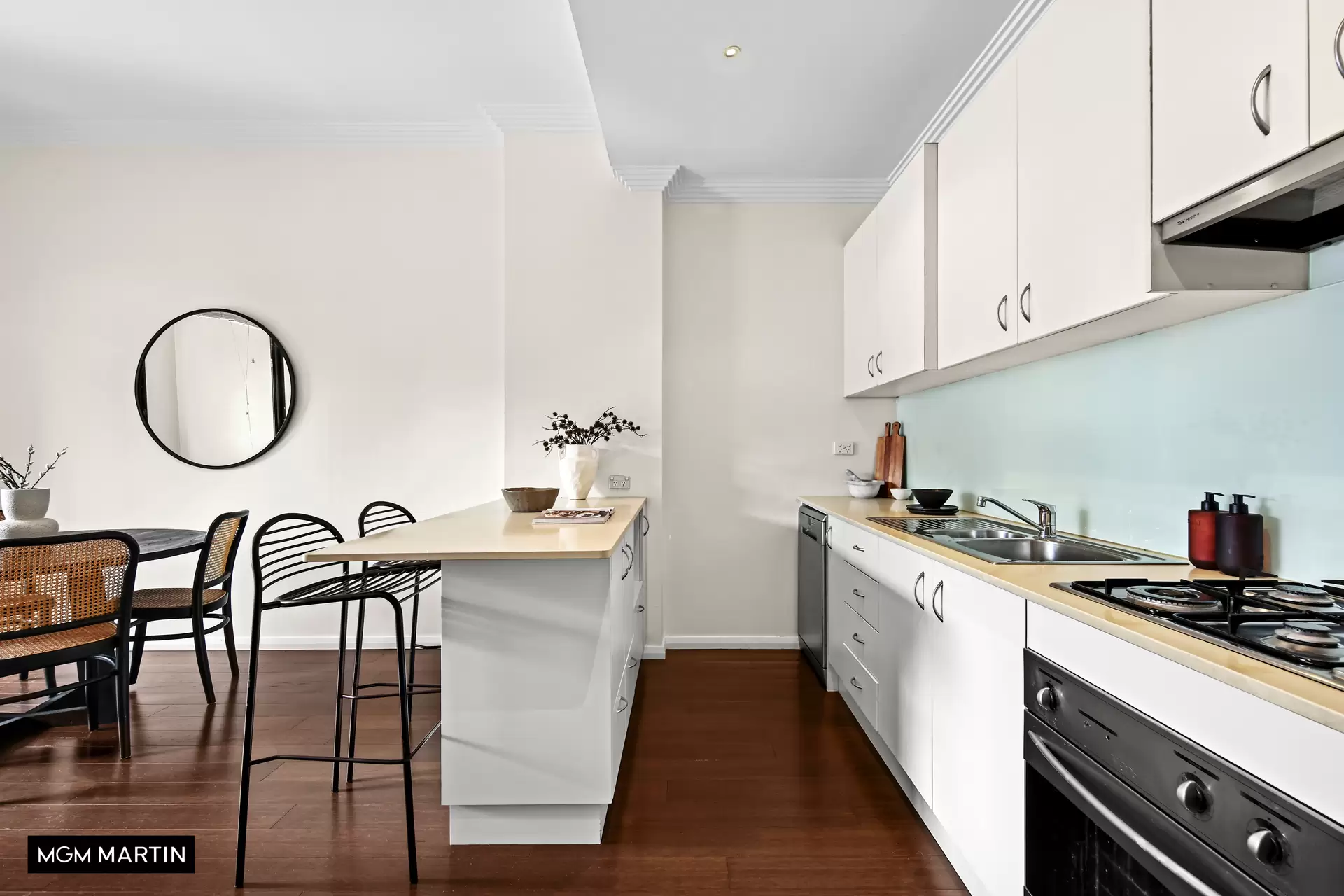 8/26-30 Epsom Road, Zetland Sold by MGM Martin - image 1