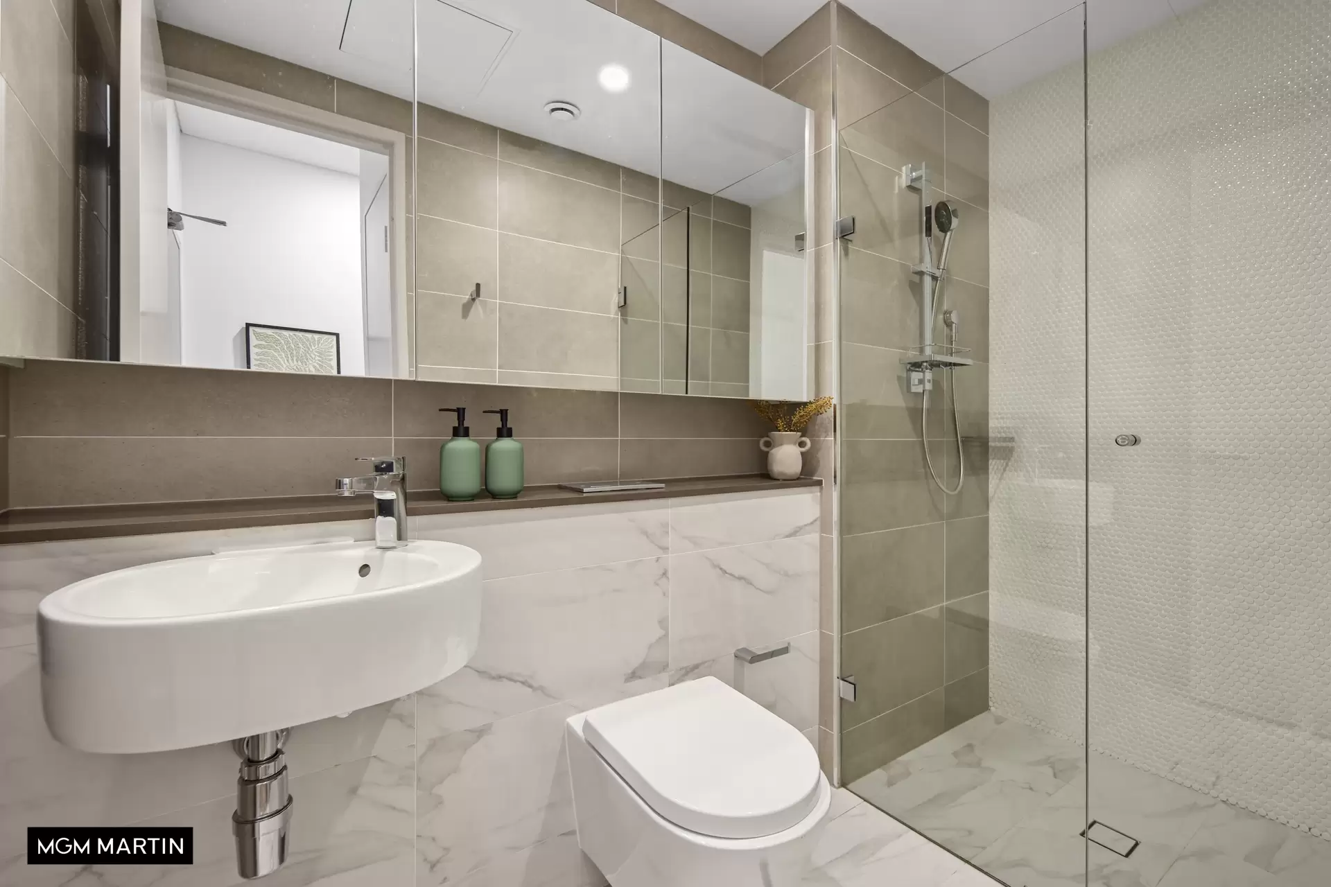 G06/60 Rosebery Avenue, Rosebery Sold by MGM Martin - image 1