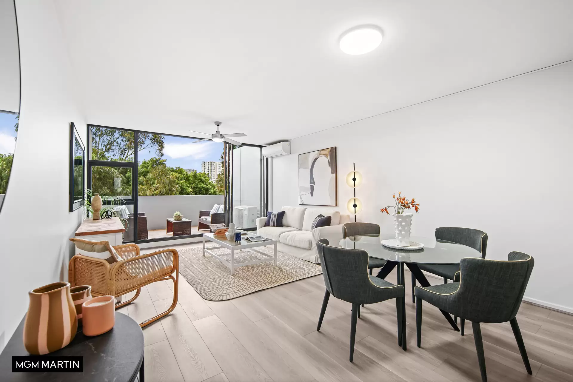 60/30 Gadigal Avenue, Zetland For Sale by MGM Martin - image 1