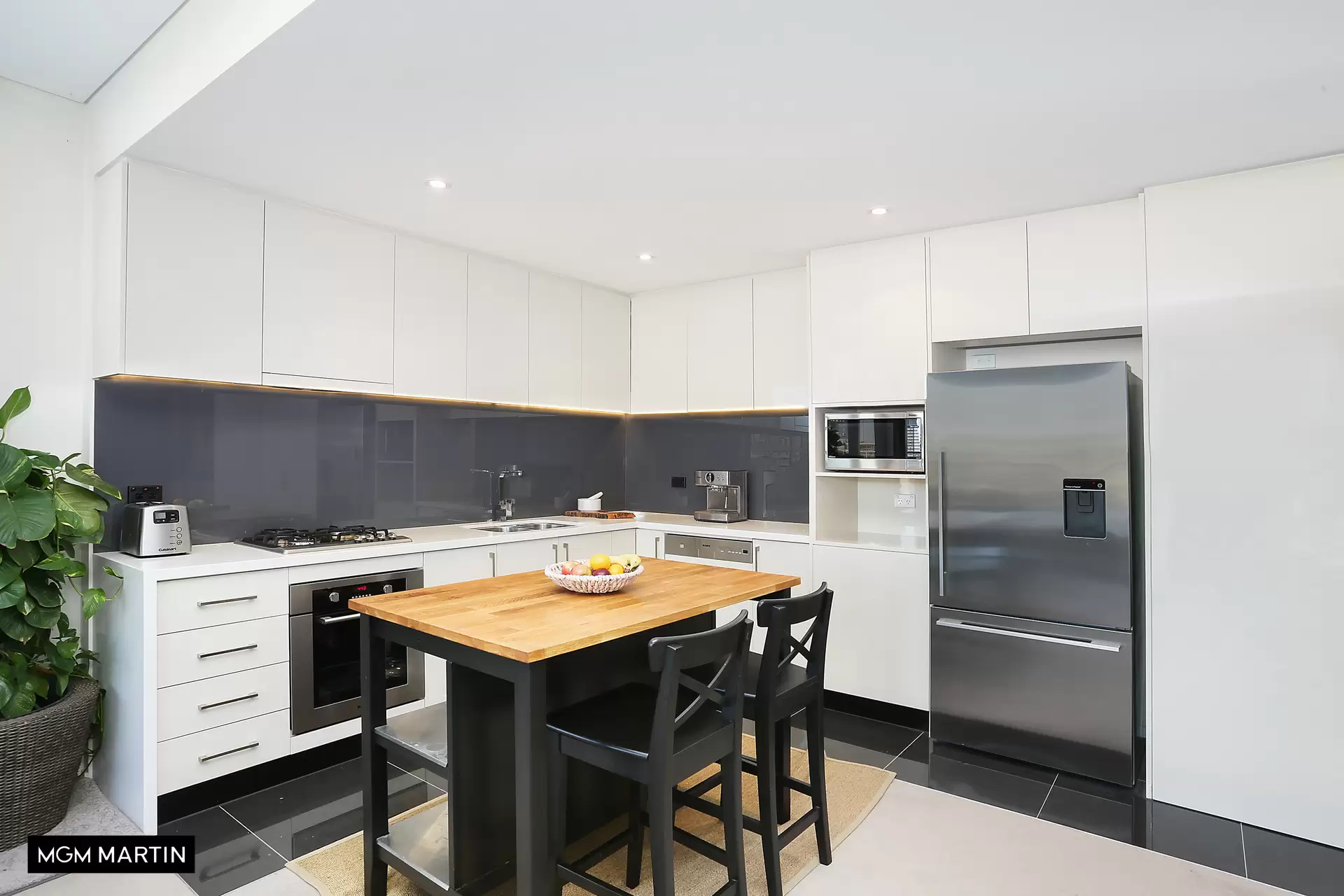 701/13 Joynton Avenue, Zetland Leased by MGM Martin - image 1