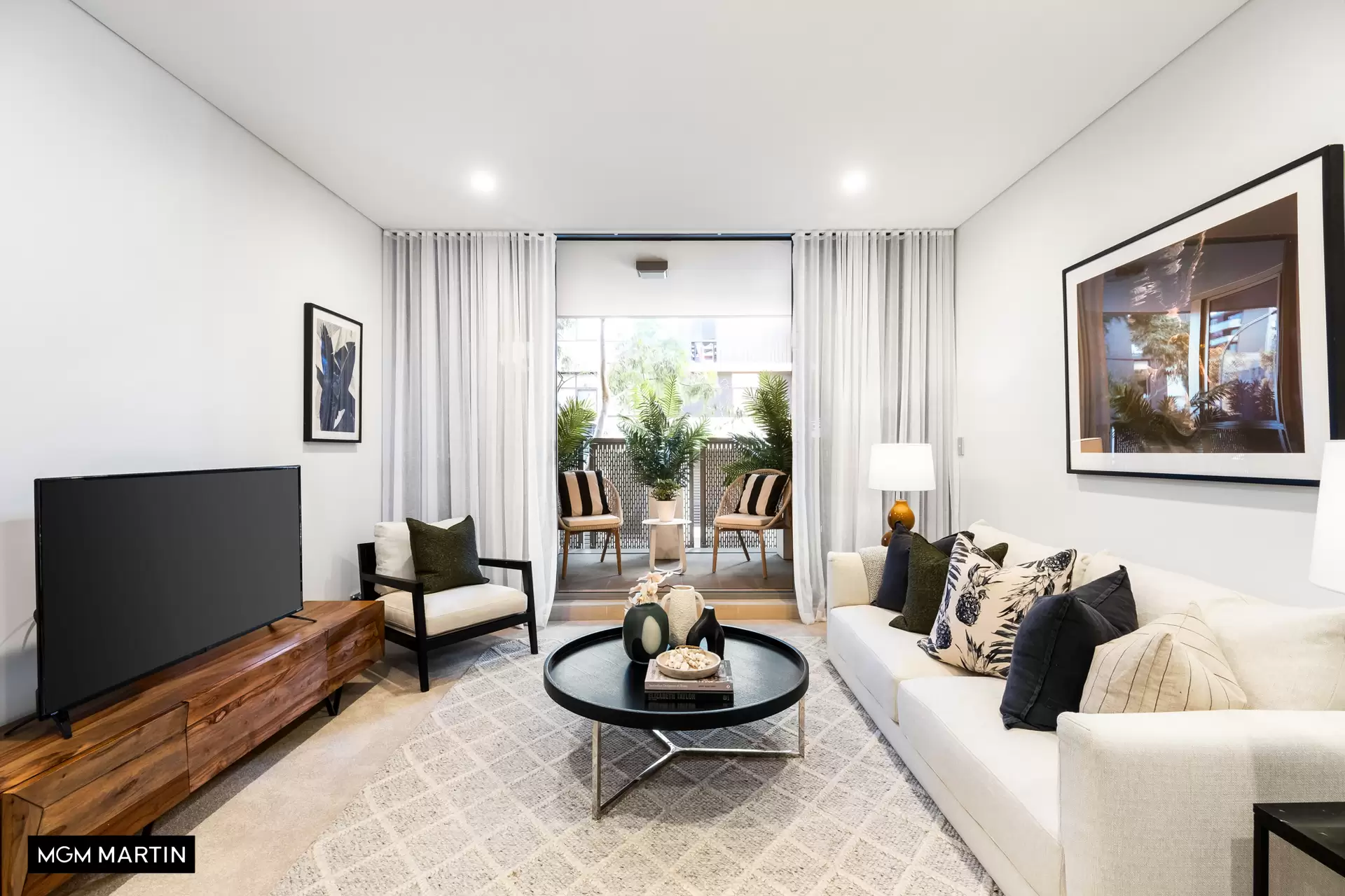 151/1 Kirby Walk, Zetland For Lease by MGM Martin - image 1