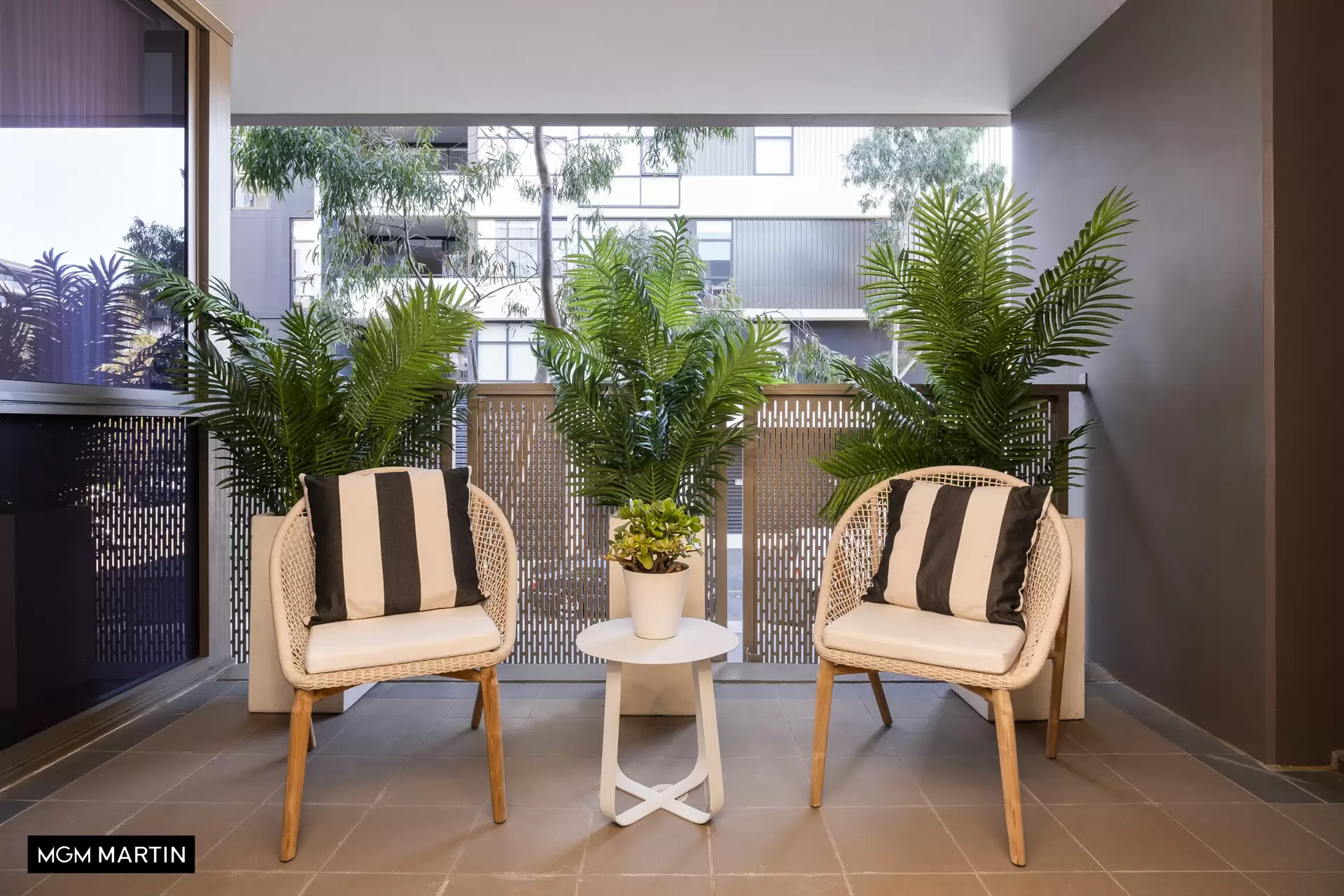 151/1 Kirby Walk, Zetland For Lease by MGM Martin - image 1