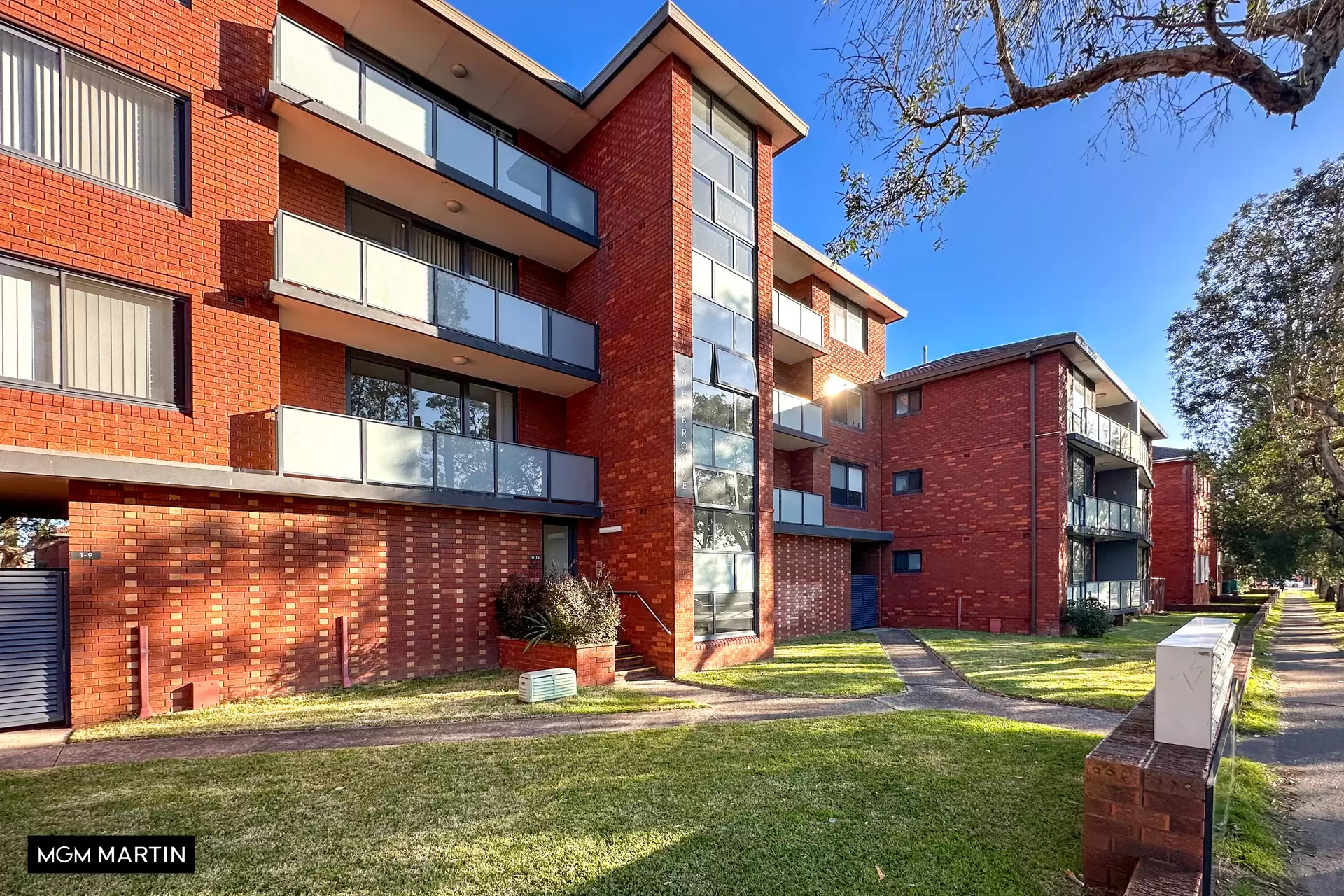 13/291 Gardeners Road, Eastlakes For Lease by MGM Martin - image 1