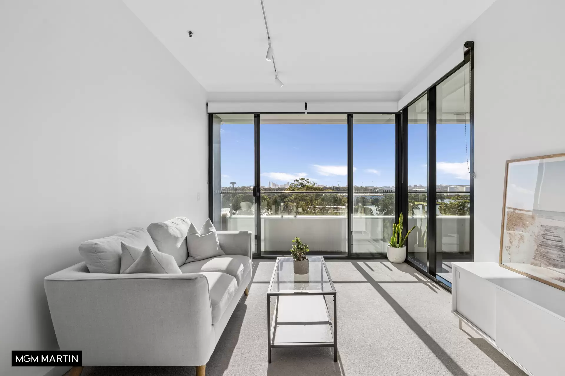 503/26 Levey Street, Wolli Creek Sold by MGM Martin - image 1