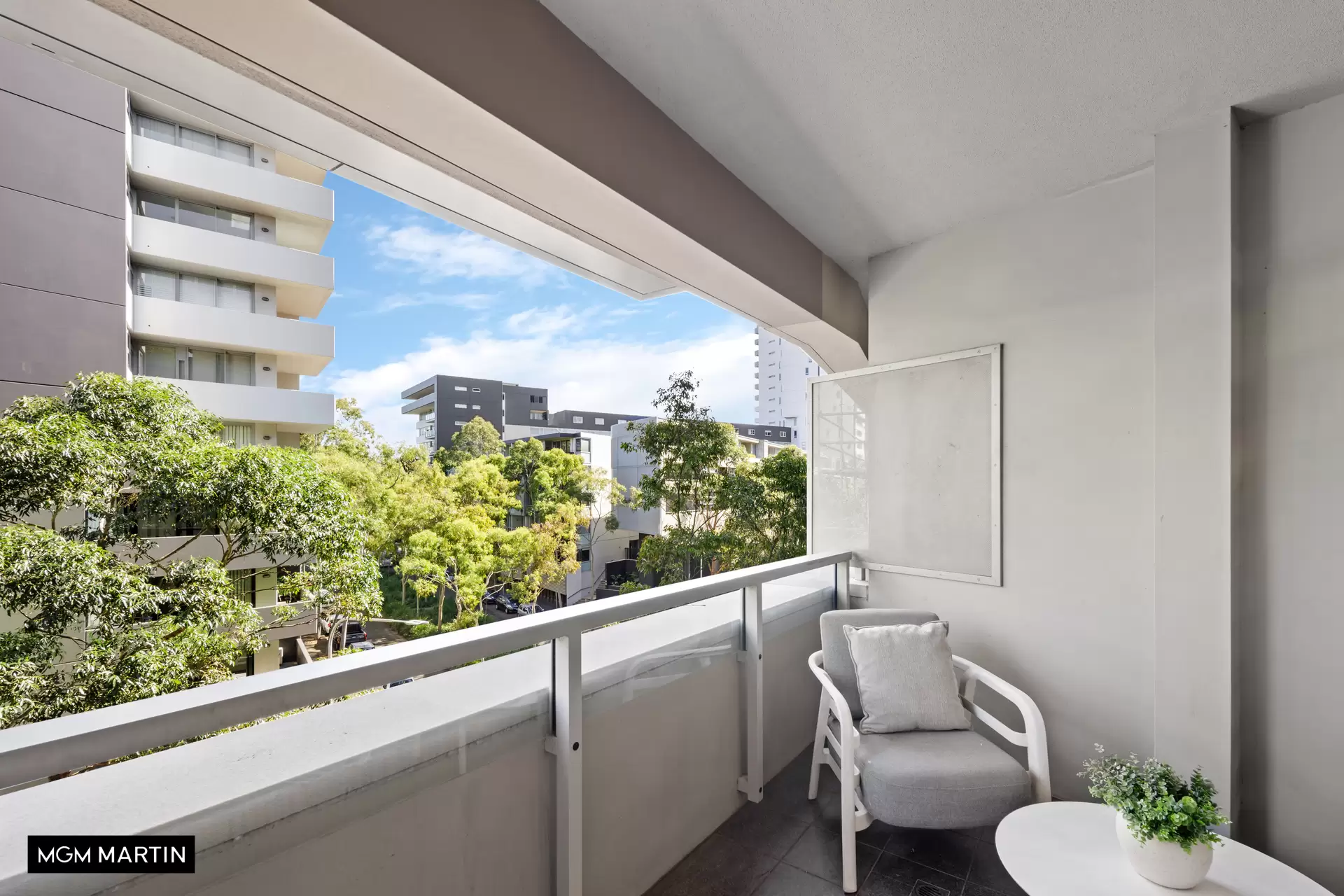 99/6B Defries Avenue, Zetland For Sale by MGM Martin - image 1