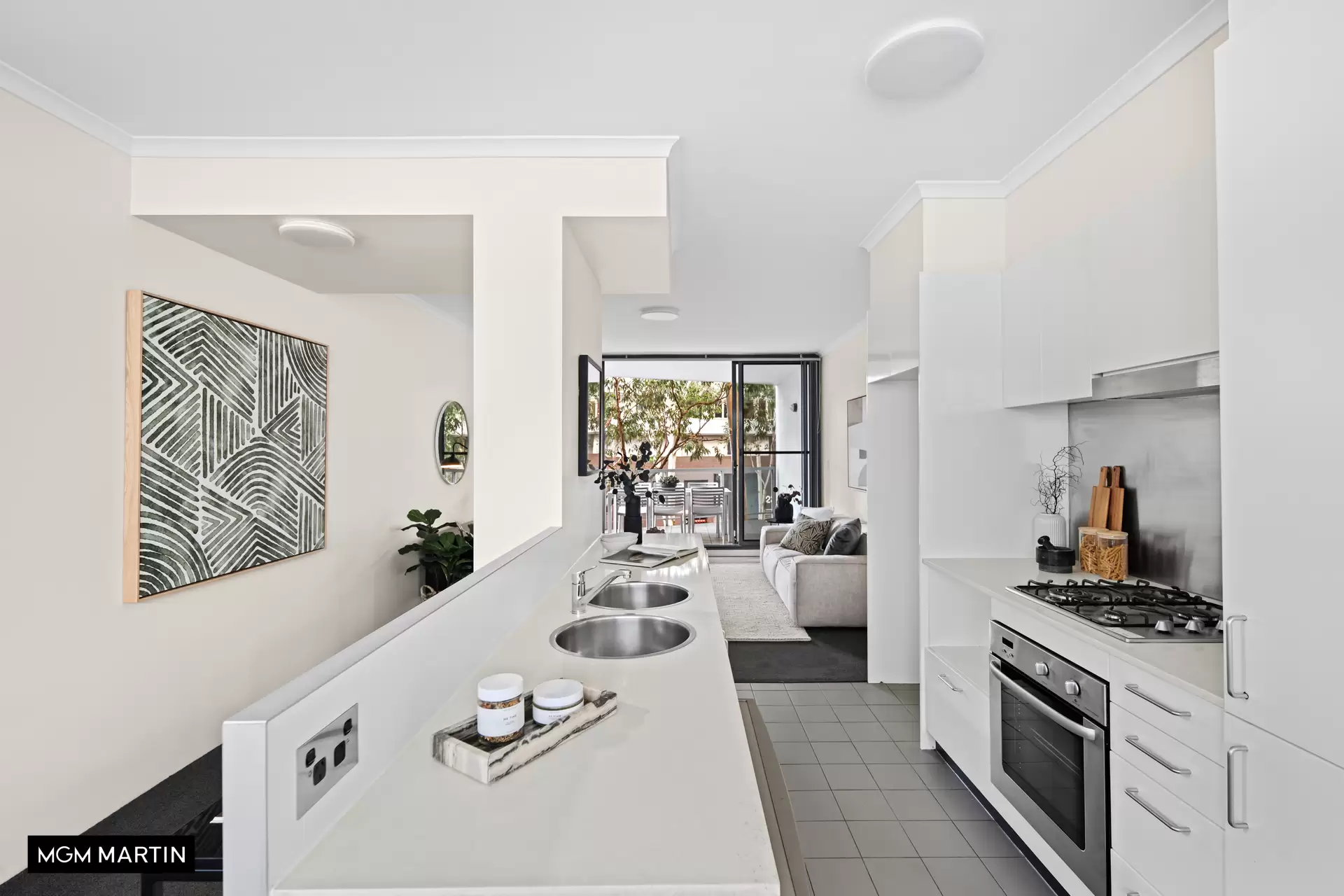 9/28 Gadigal Avenue, Zetland Sold by MGM Martin - image 1