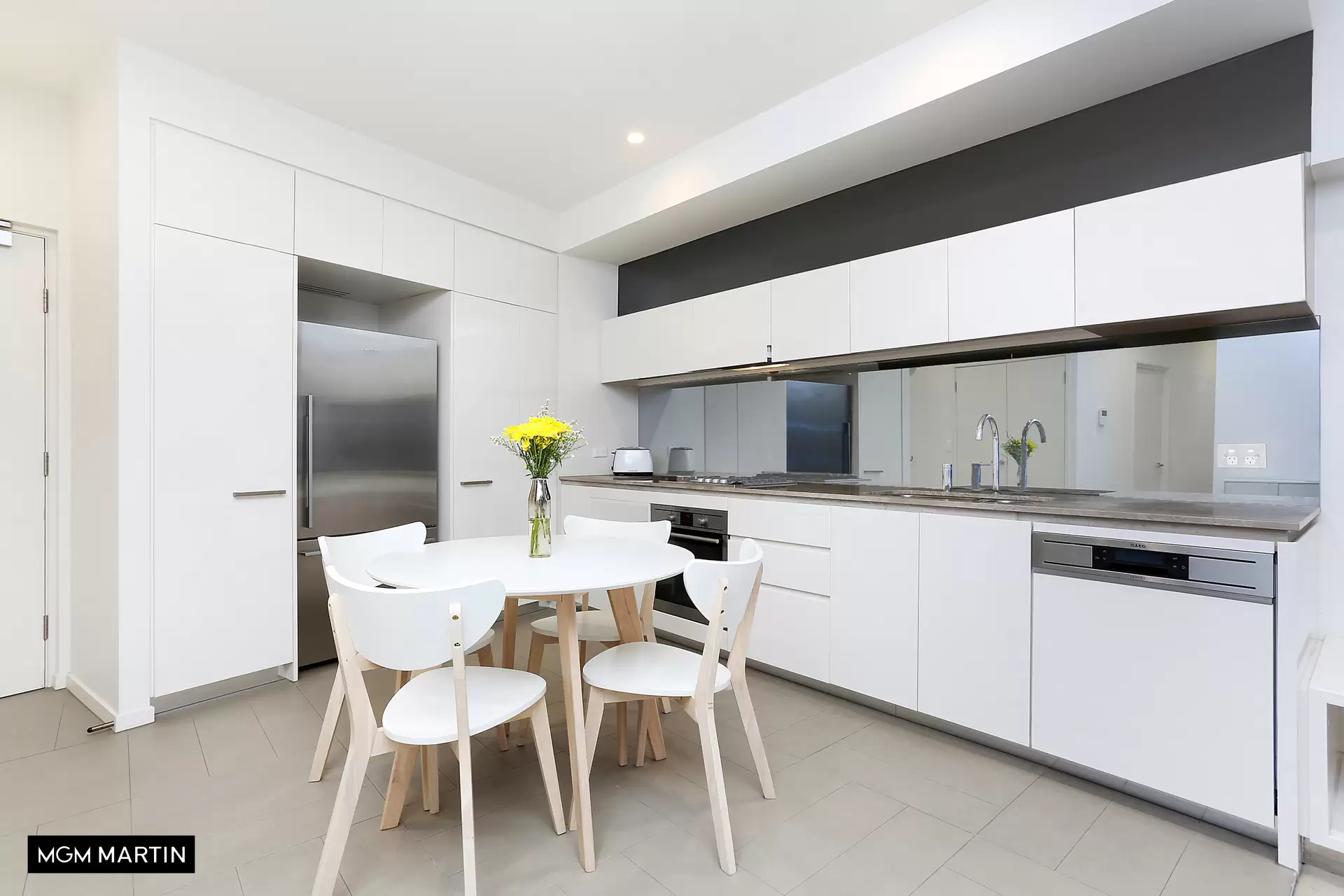 212/23 Archibald Avenue, Waterloo Leased by MGM Martin - image 1