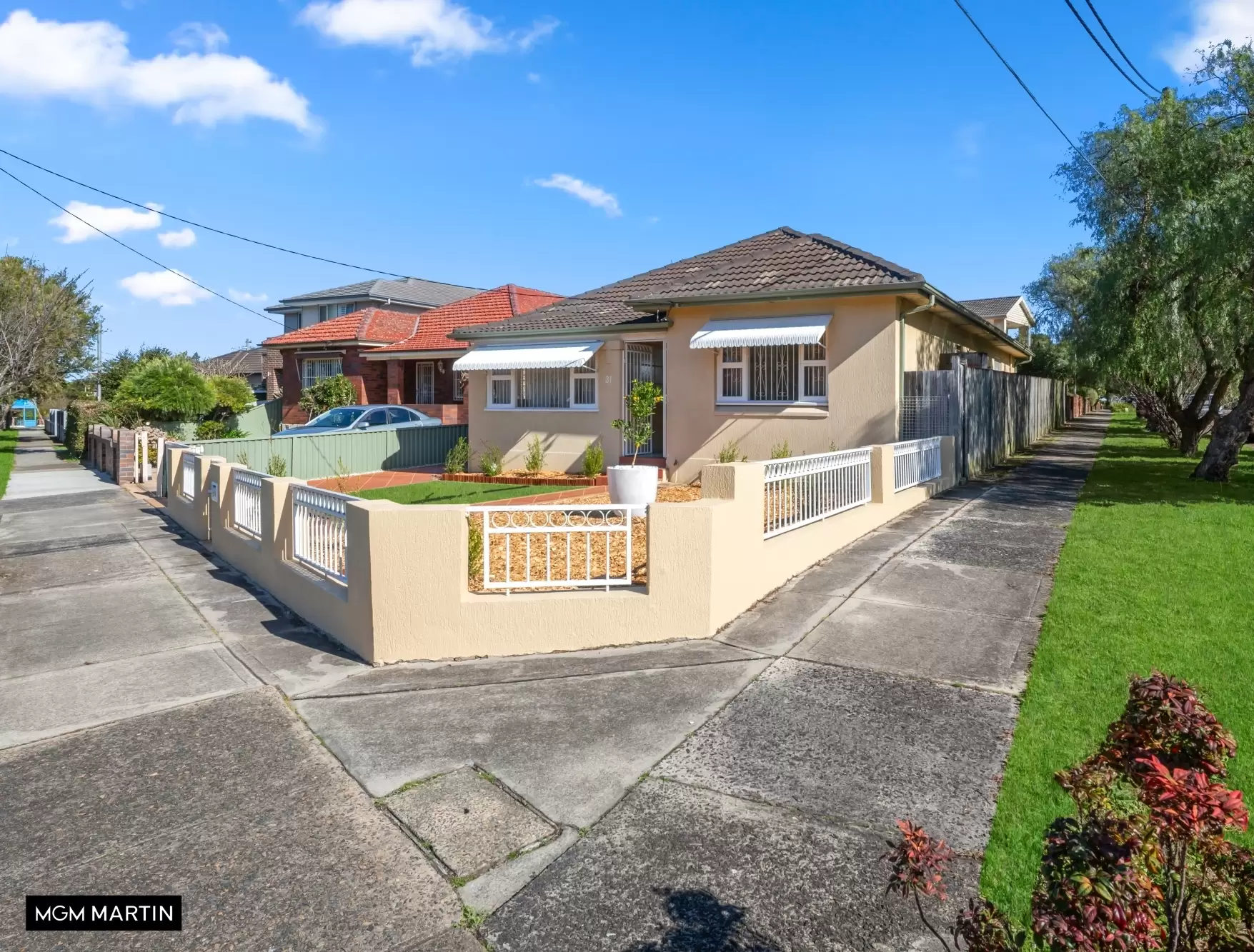 31 Florence Avenue, Eastlakes Auction by MGM Martin - image 1