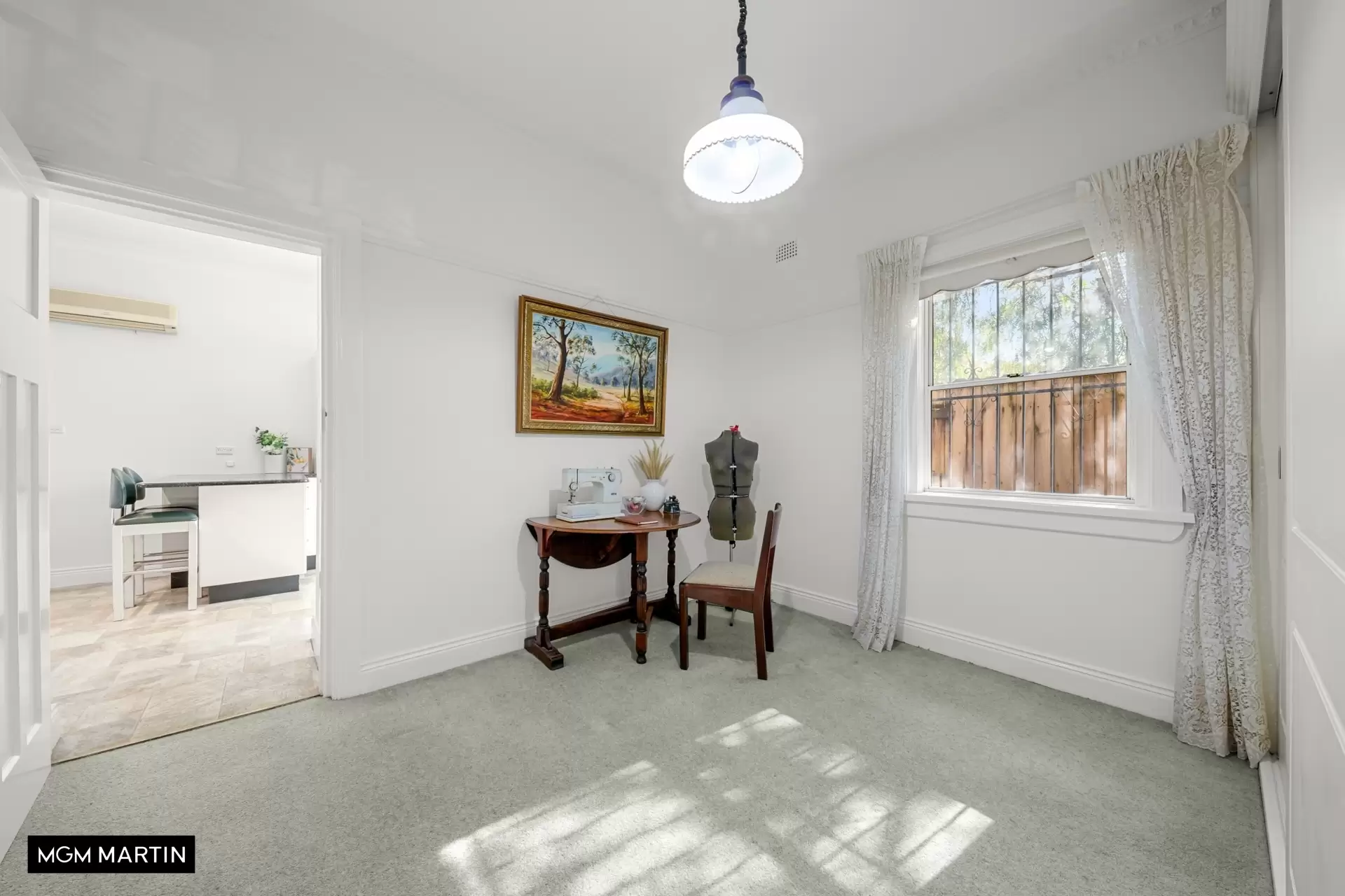 31 Florence Avenue, Eastlakes Auction by MGM Martin - image 1