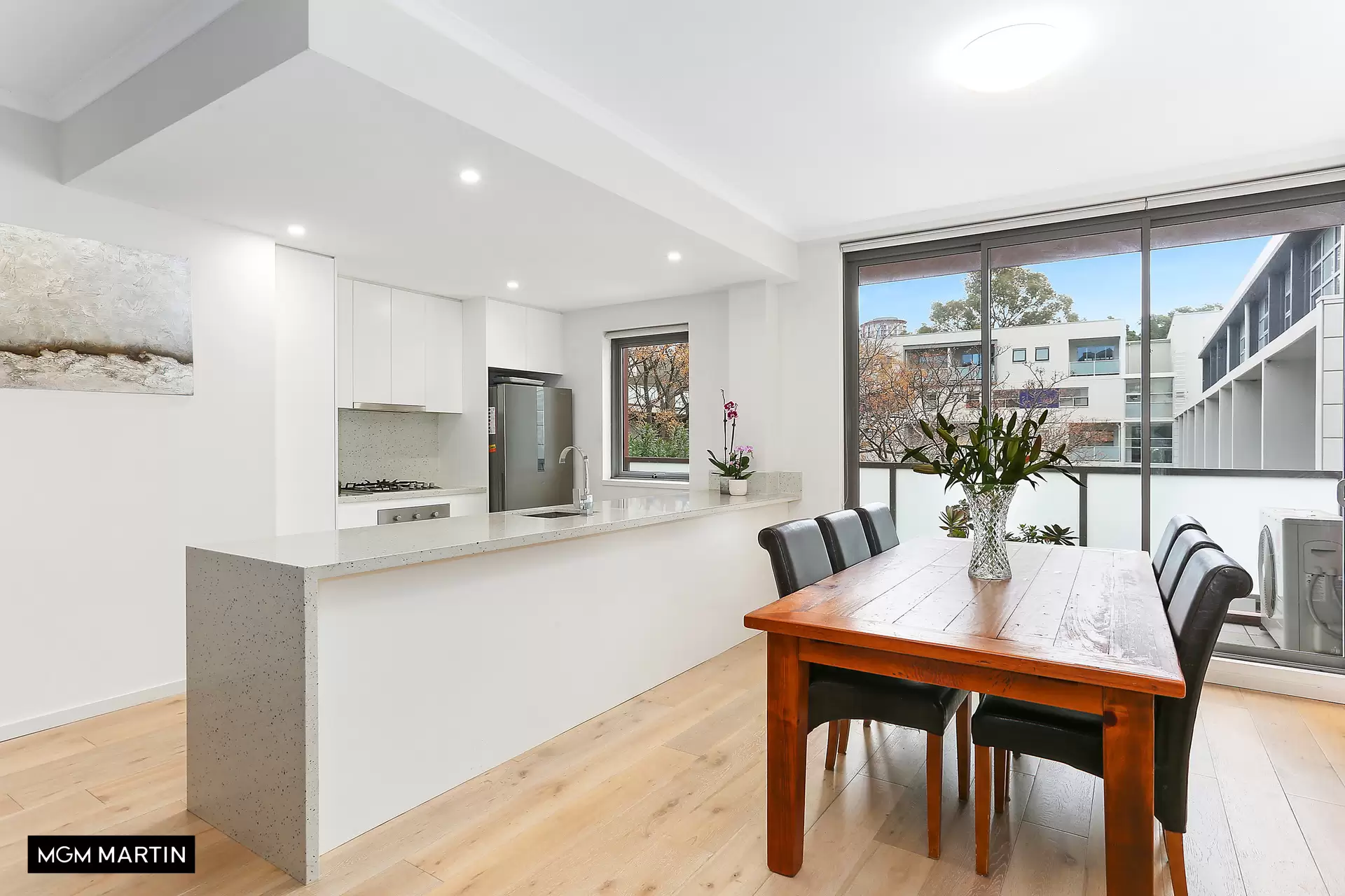 15/11 Grandstand Parade, Zetland For Lease by MGM Martin - image 1