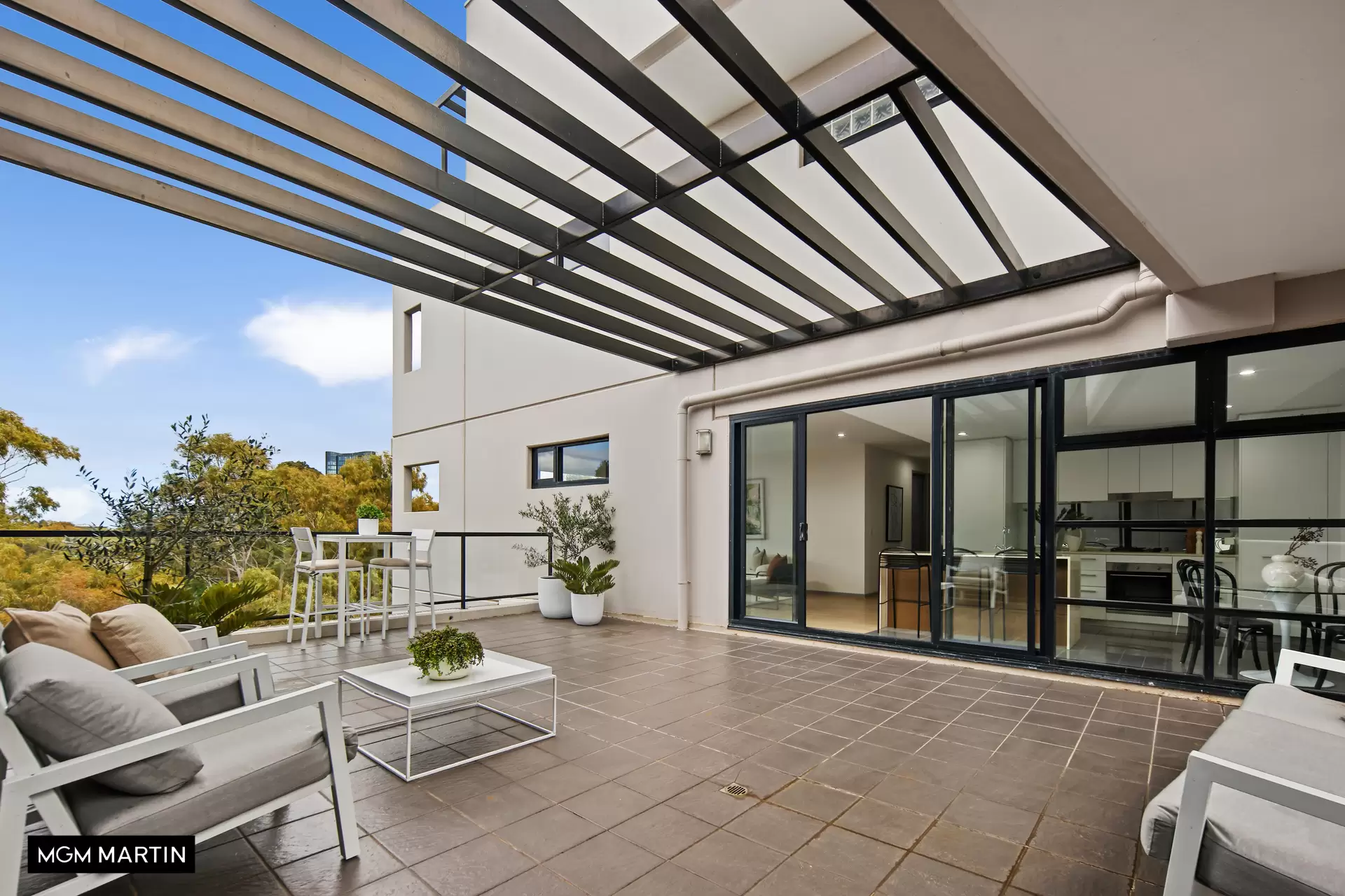 2601/98 Joynton Avenue, Zetland Sold by MGM Martin - image 1